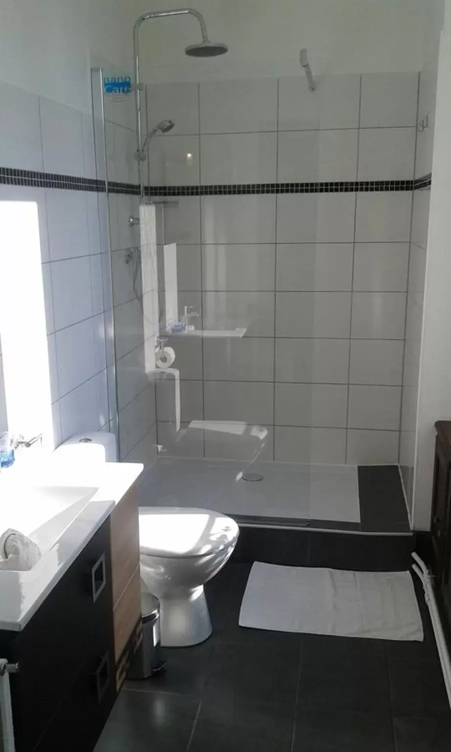Shower, Bathroom in La Sauldre