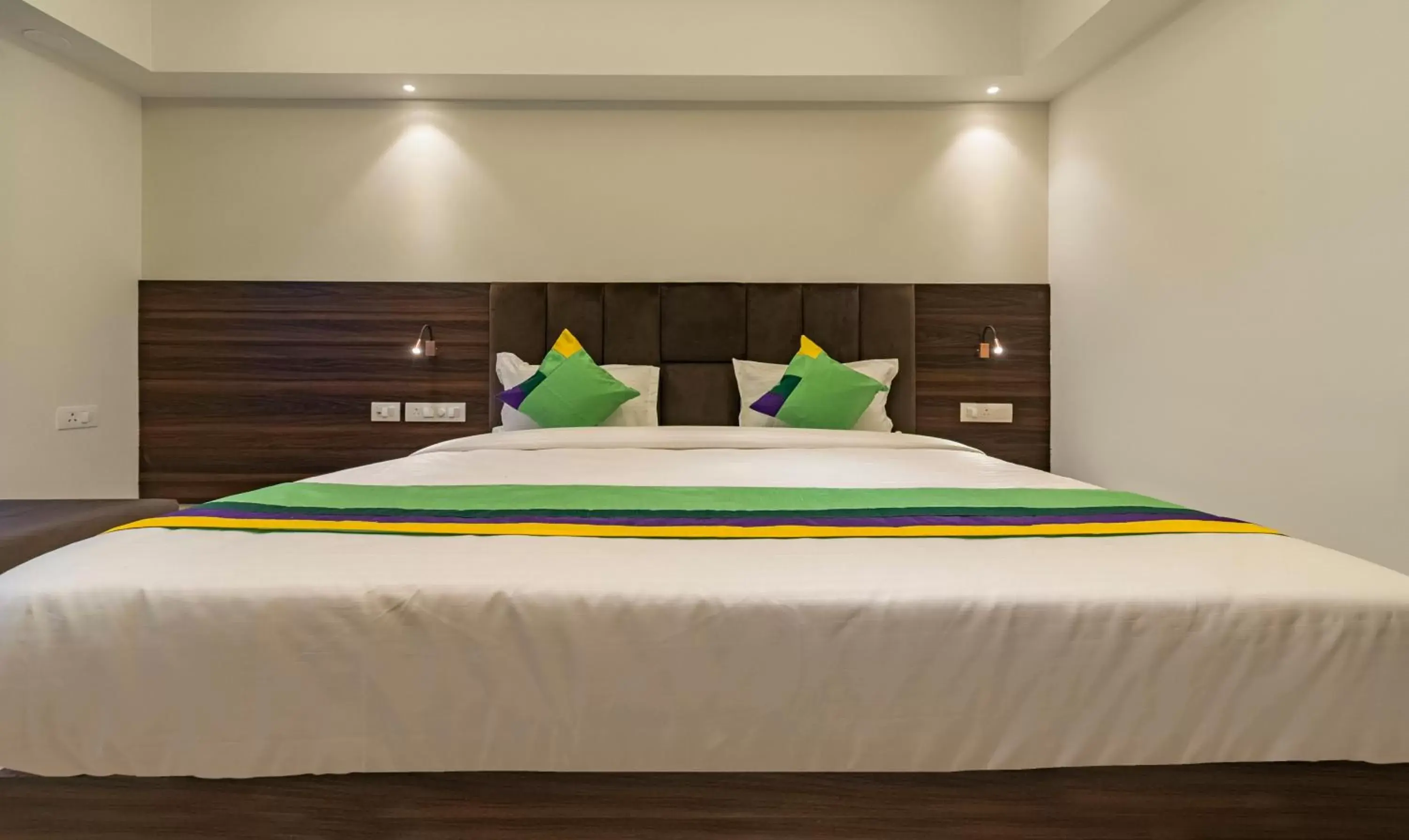 Bedroom, Bed in Treebo Pink City Grand Bedroom, Bed in Treebo Pink City Grand