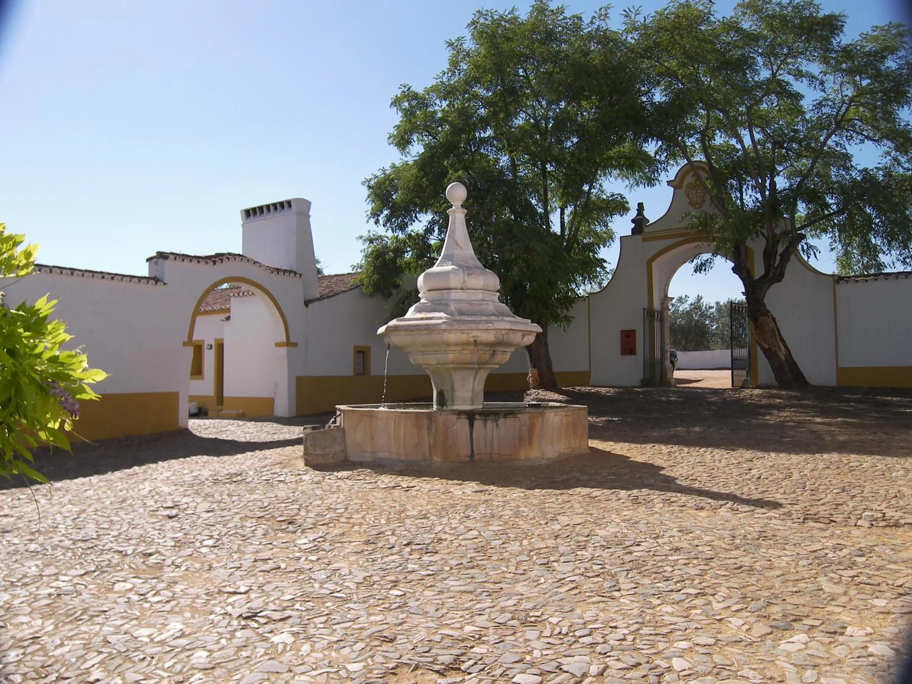 Facade/entrance in Hotel Rural Quinta de Santo Antonio
