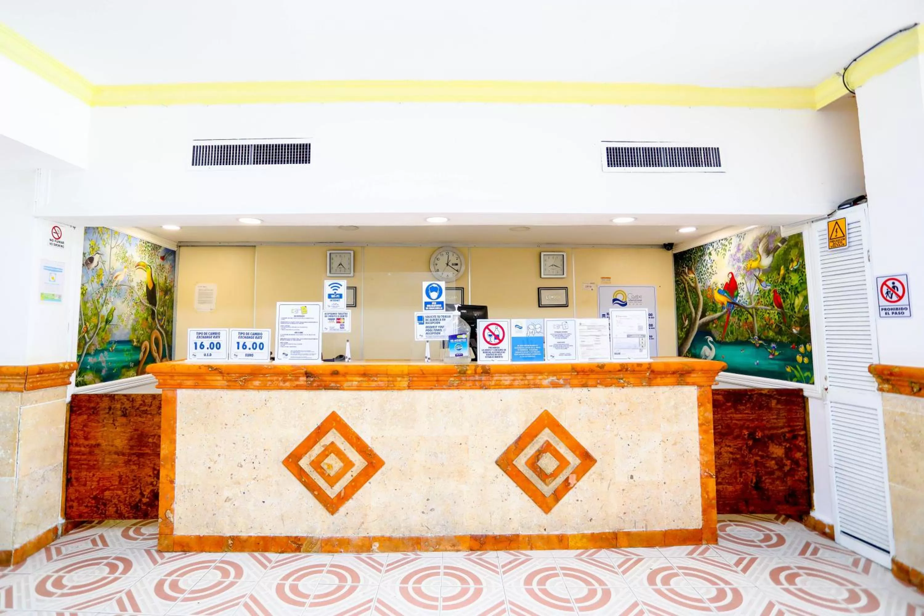 Lobby or reception in Hotel Caribe Internacional Cancun