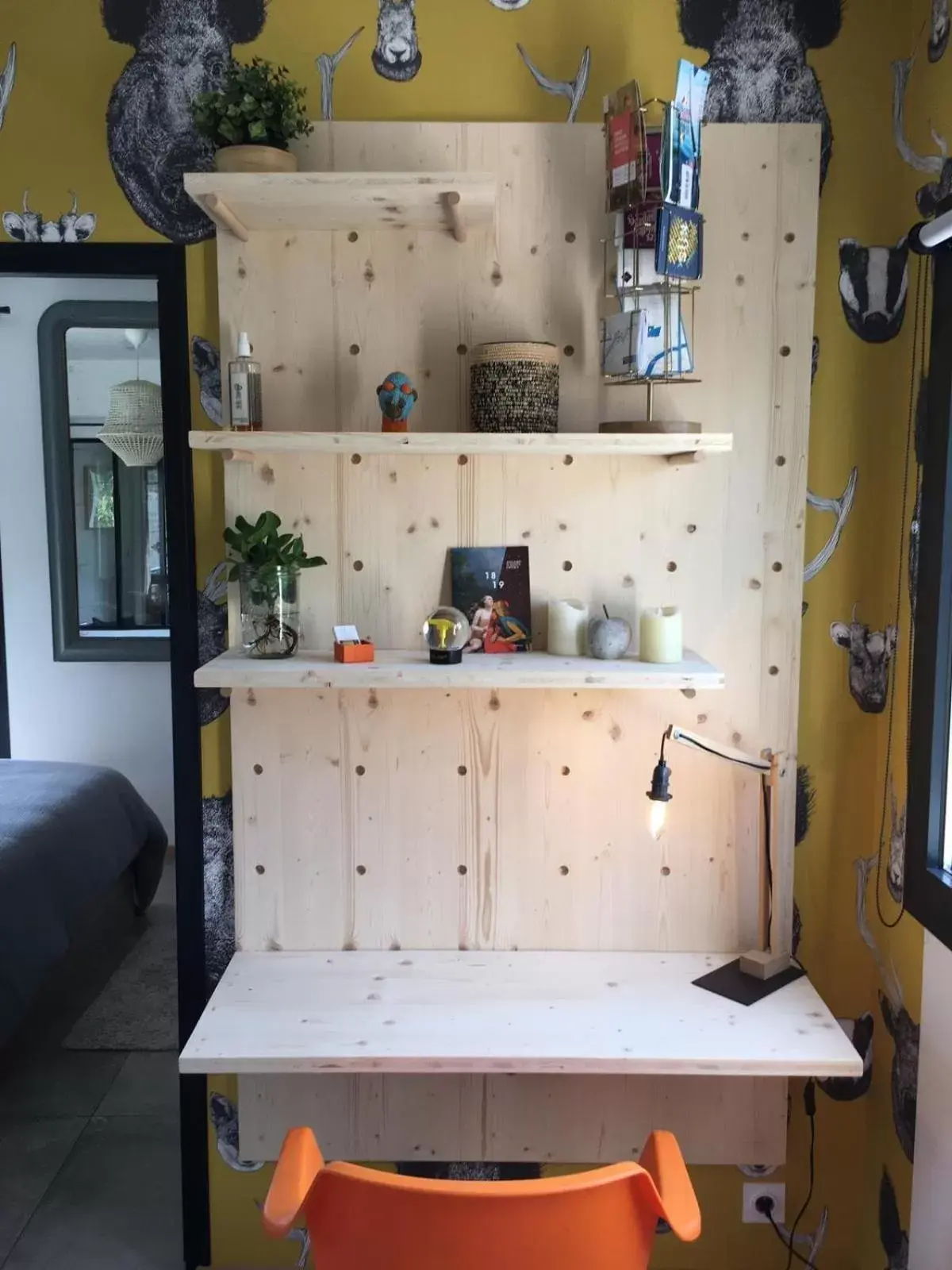 Kitchen/Kitchenette in La Suite de l'Abbaye - climatisation et petit dej