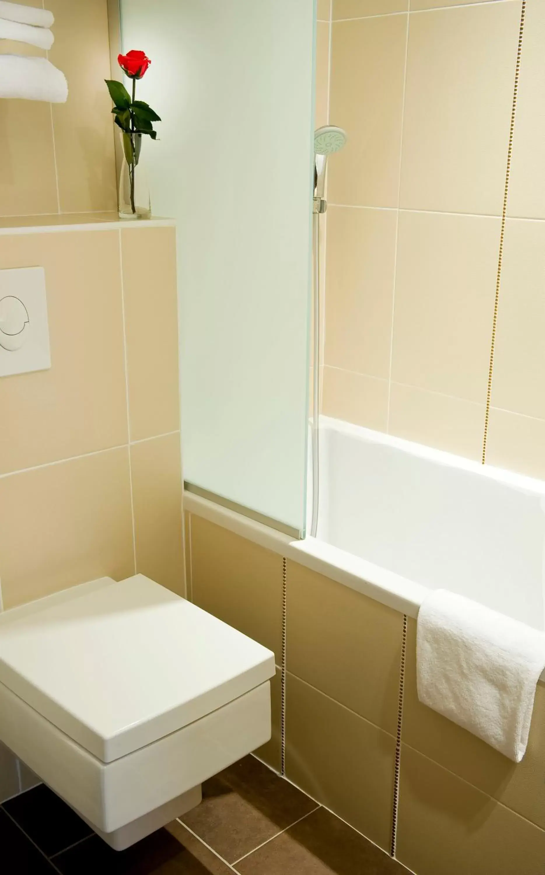 Bathroom in Hôtel Carré Vieux Port