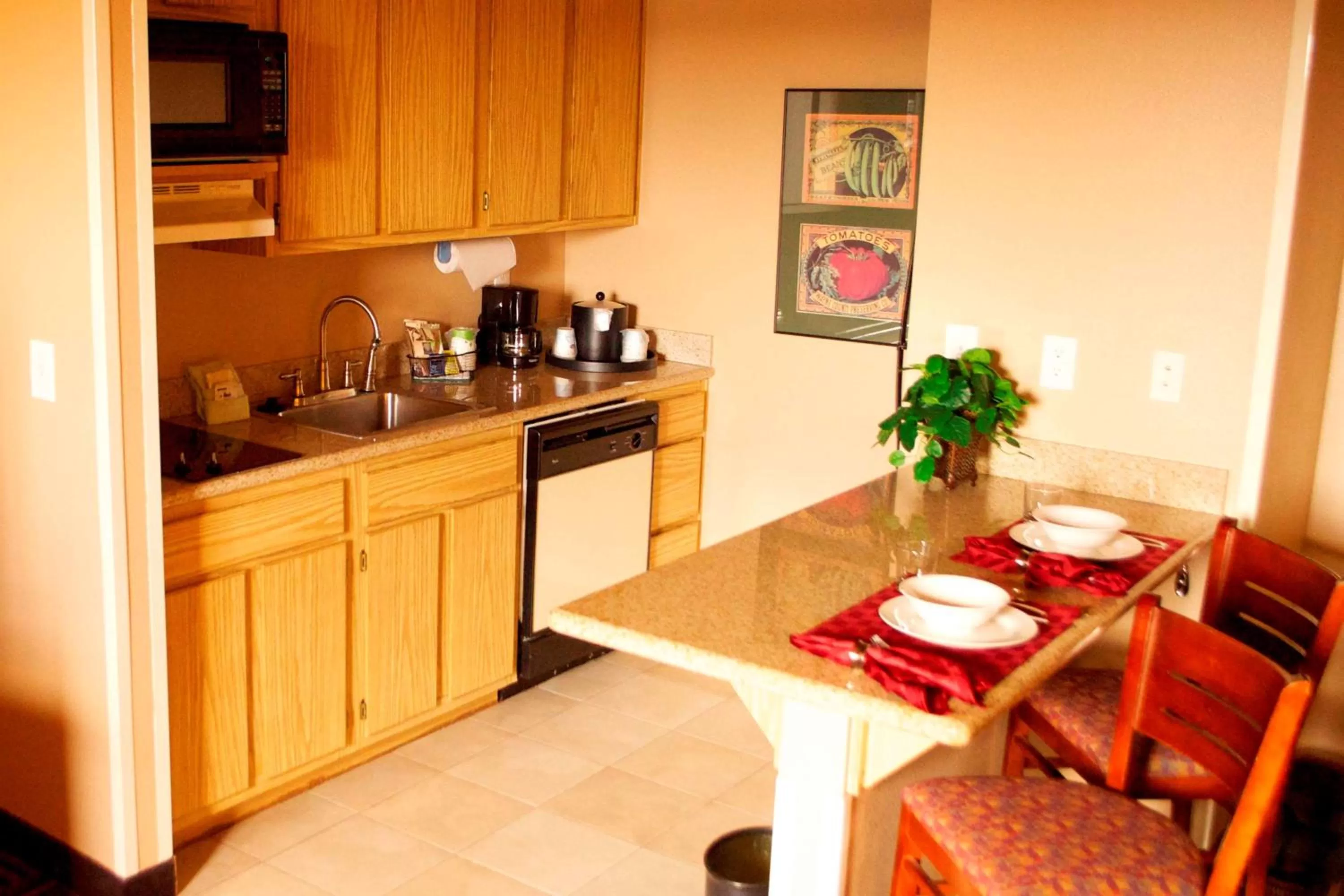 King Suite with Bath Tub - Disability Access/Non-Smoking  in Hampton Inn & Suites Flagstaff - West