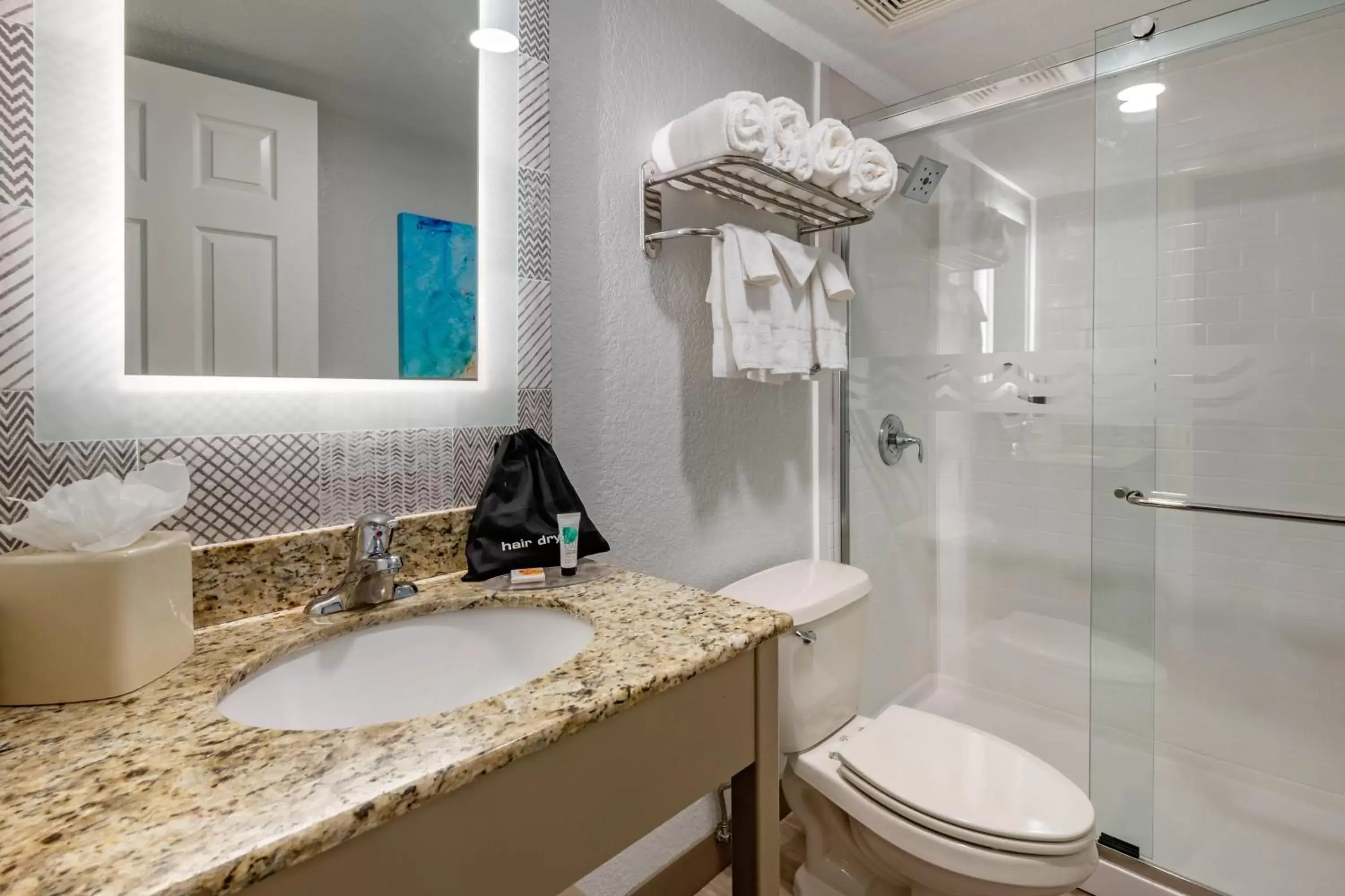 King Room with Balcony and City View - Non-Smoking in Dolphin Sands Clearwater Beach, an Ascend Collection Hotel King Room with Balcony and City View - Non-Smoking in Dolphin Sands Clearwater Beach, an Ascend Collection Hotel