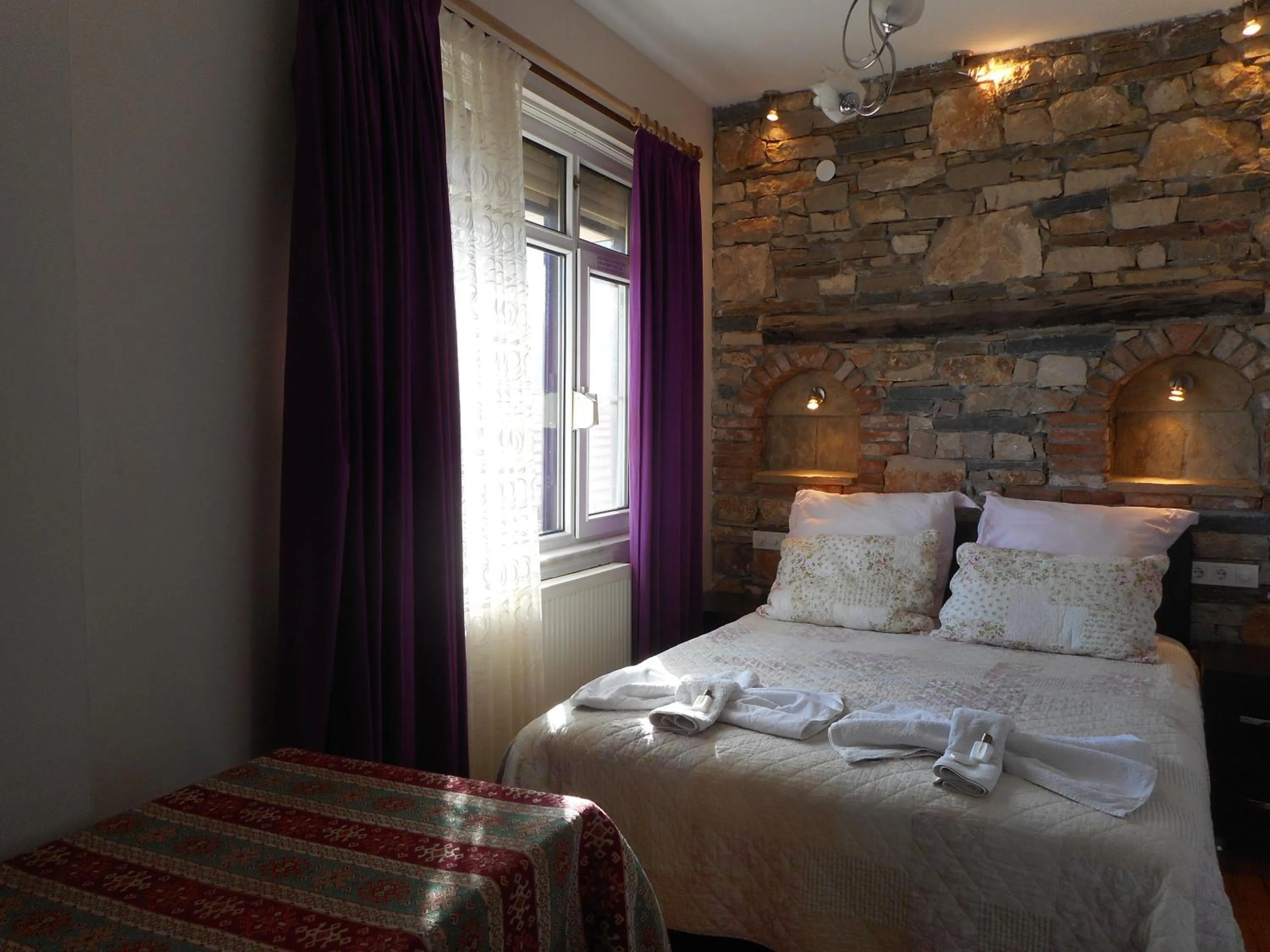 Bed in Lale Pension