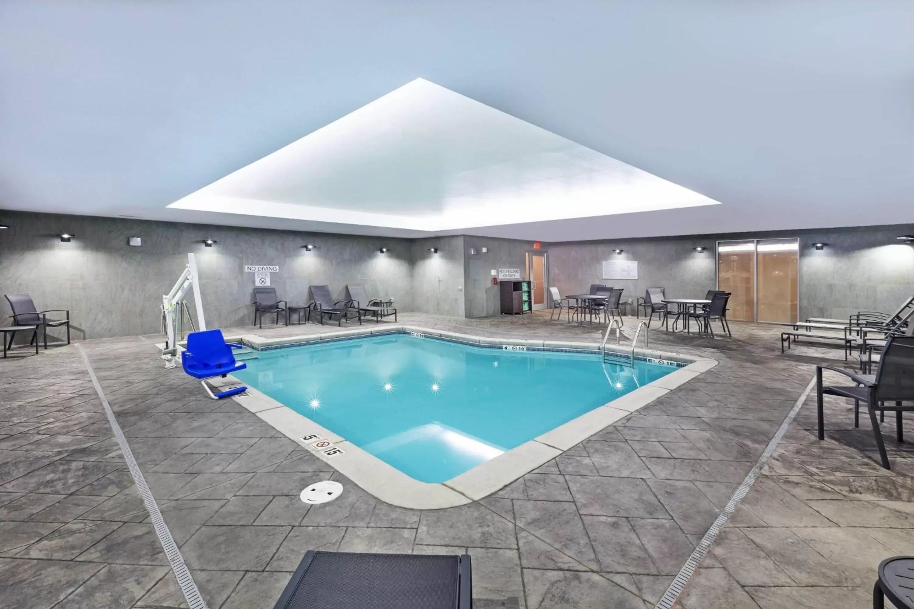Swimming Pool in Fairfield Inn & Suites by Marriott Liberal