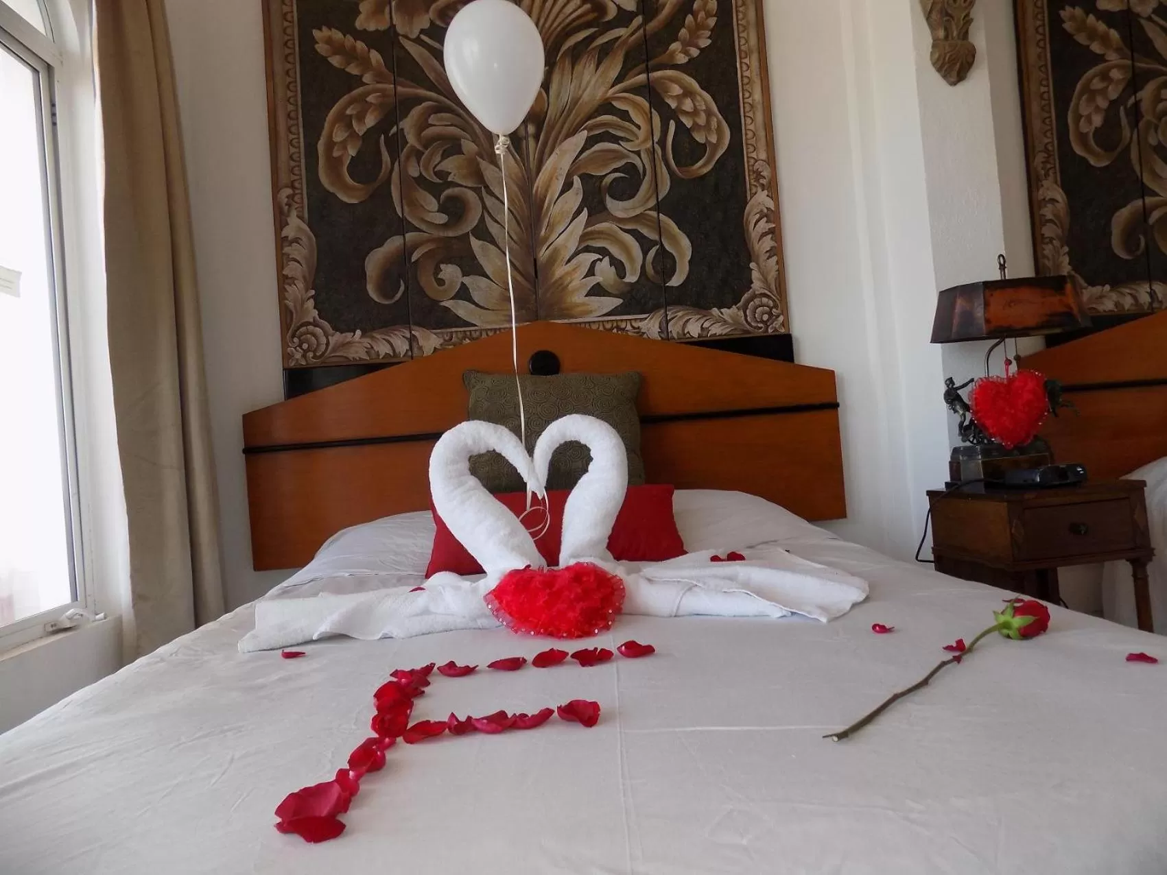 Bed in Poco Cielo Hotel