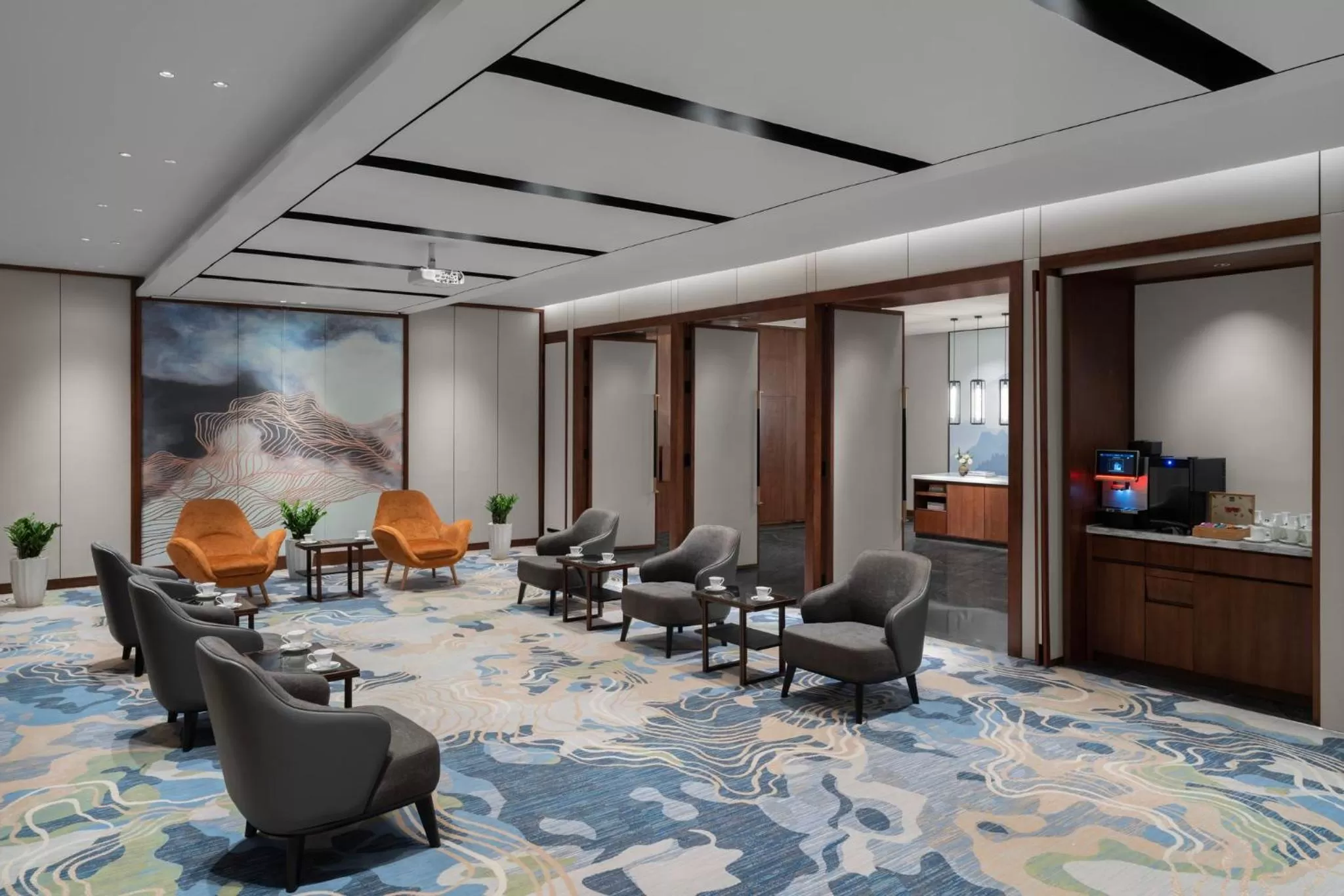 Meeting/conference room in Crowne Plaza Vinh Yen City Centre by IHG