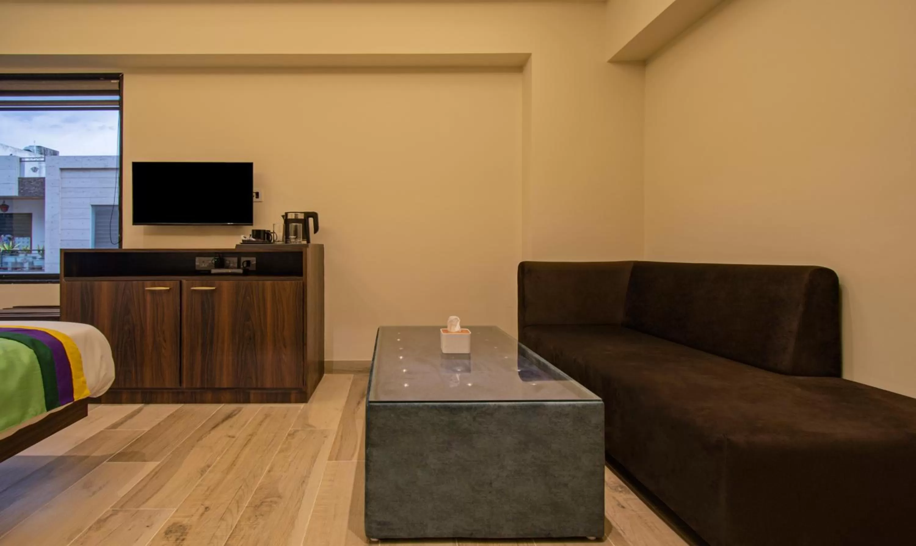 Seating area in Treebo Pink City Grand