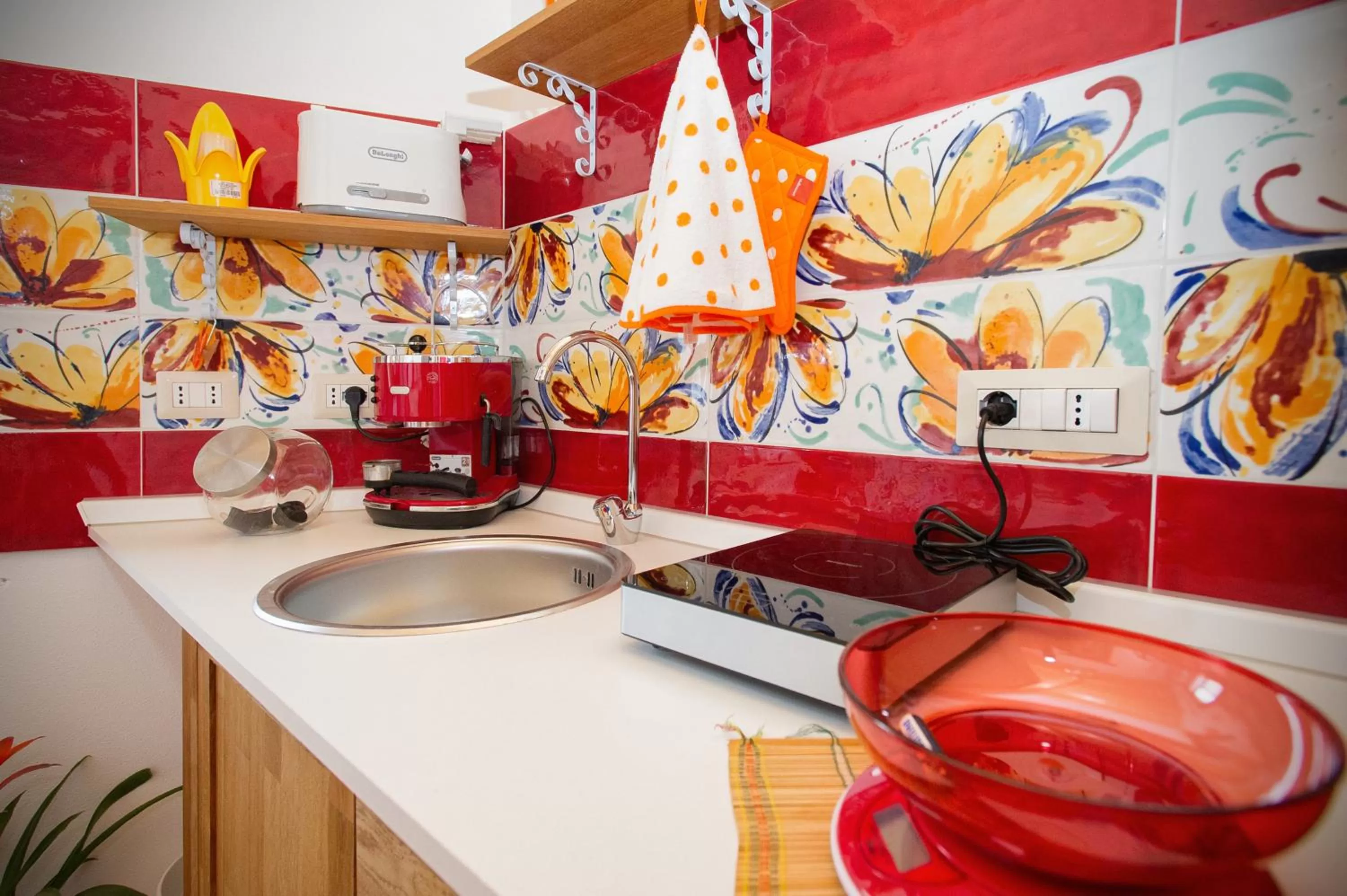 Kitchen/Kitchenette in Holiday Room Sa Tebia