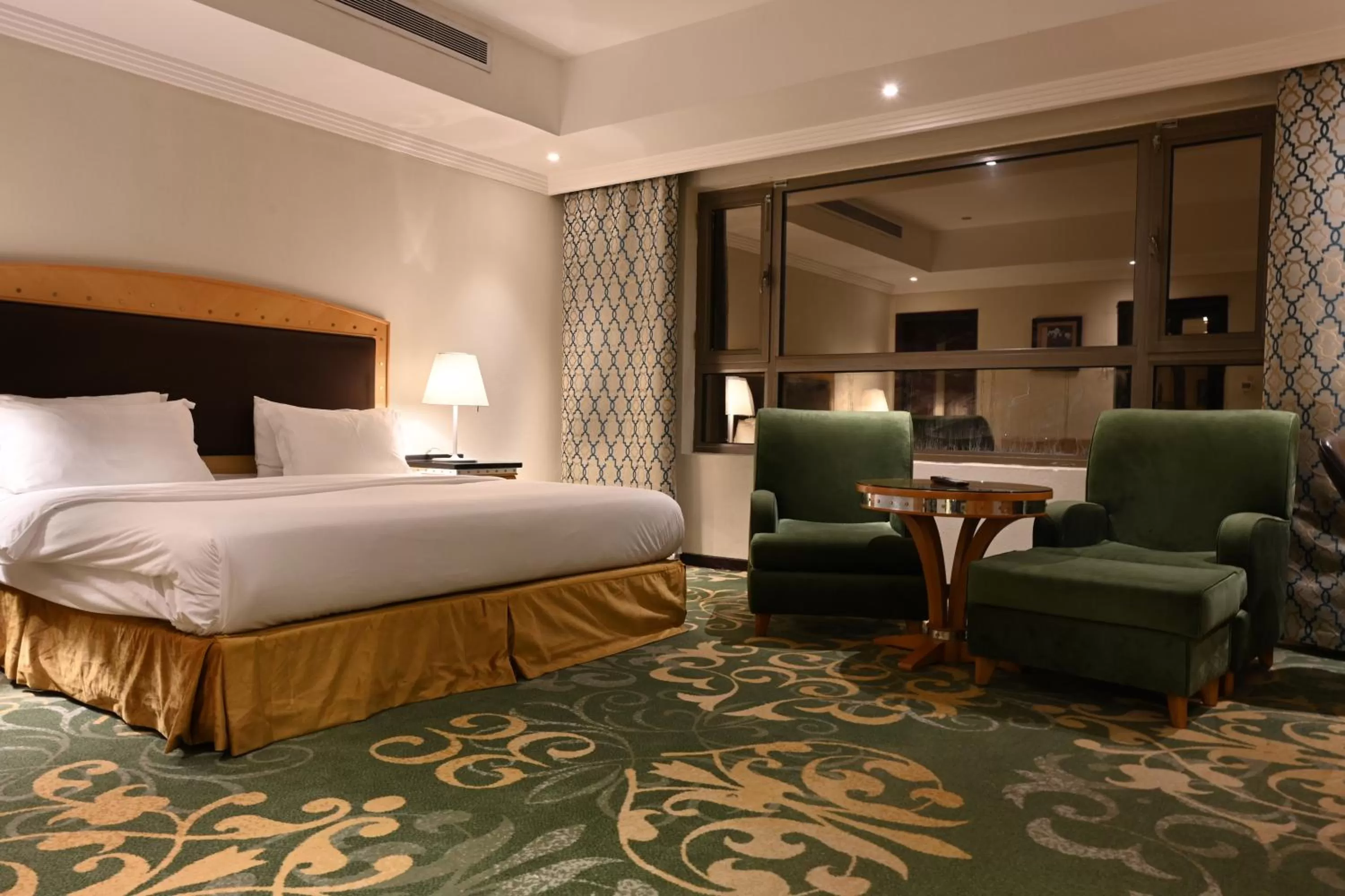 Bed in Quiet Dreams - Serviced Apartments King abdul Aziz Street Branch