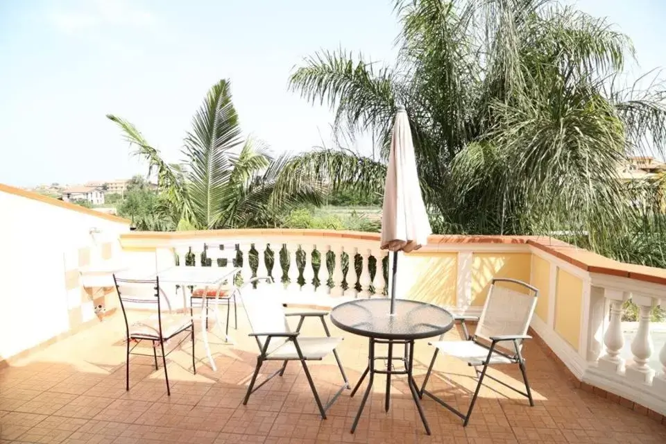 Sea view, Balcony/Terrace in Villa Manno