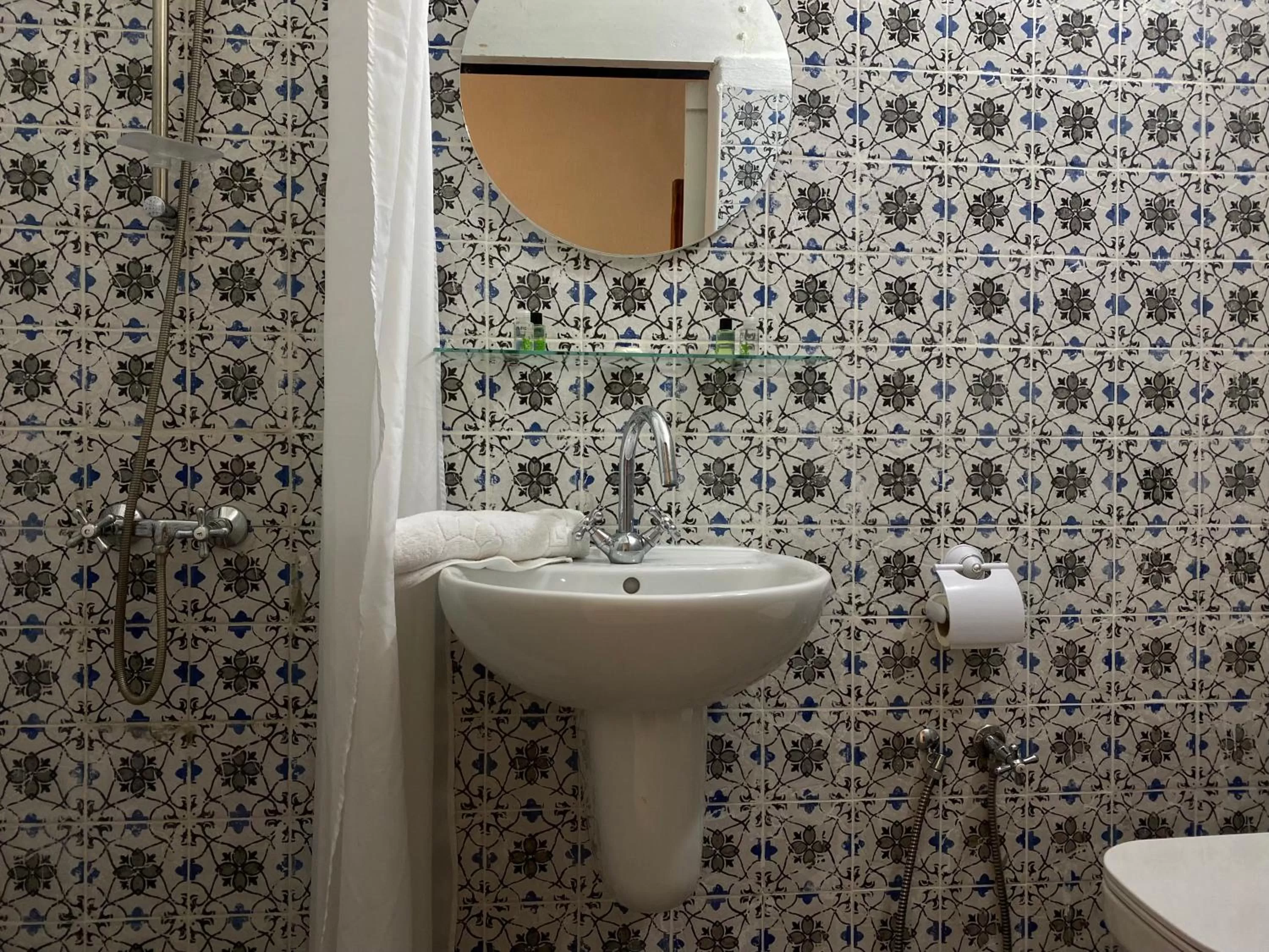 Toilet, Bathroom in Djerba Authentique