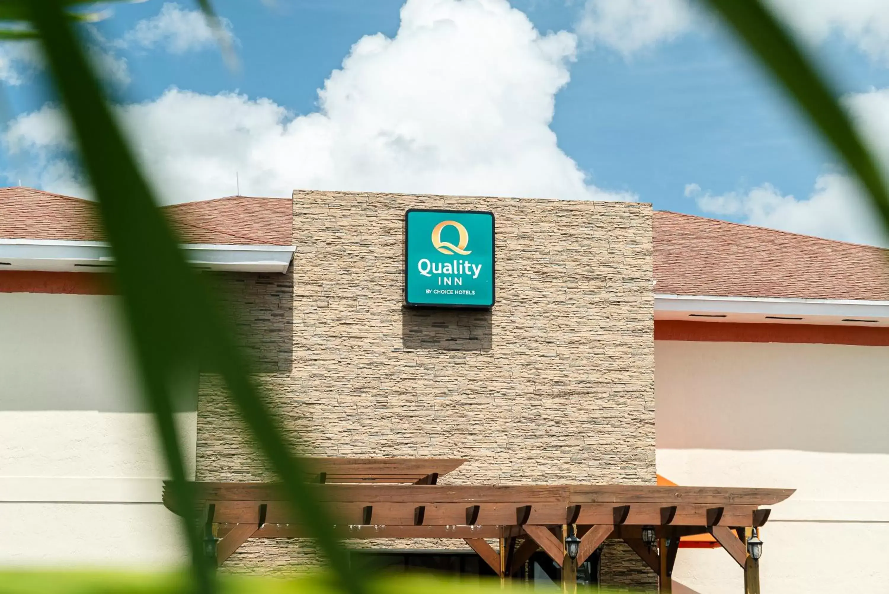 Property logo or sign in Quality Inn Florida City - Gateway to the Keys