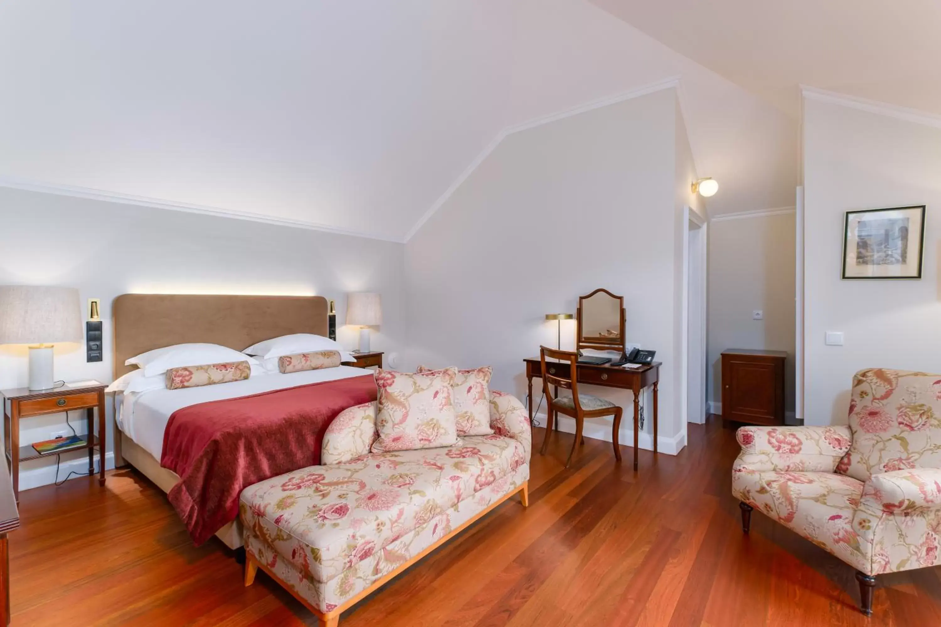 Bedroom in Casa Velha do Palheiro Relais & Chateaux