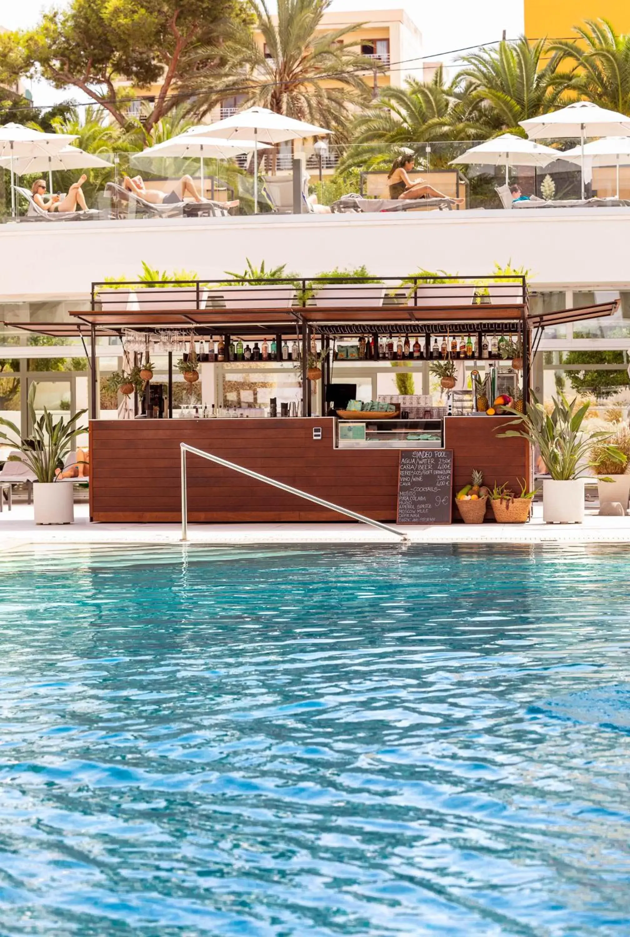 Swimming pool in INNSiDE by Meliá Palma Bosque Swimming pool in INNSiDE by Meliá Palma Bosque