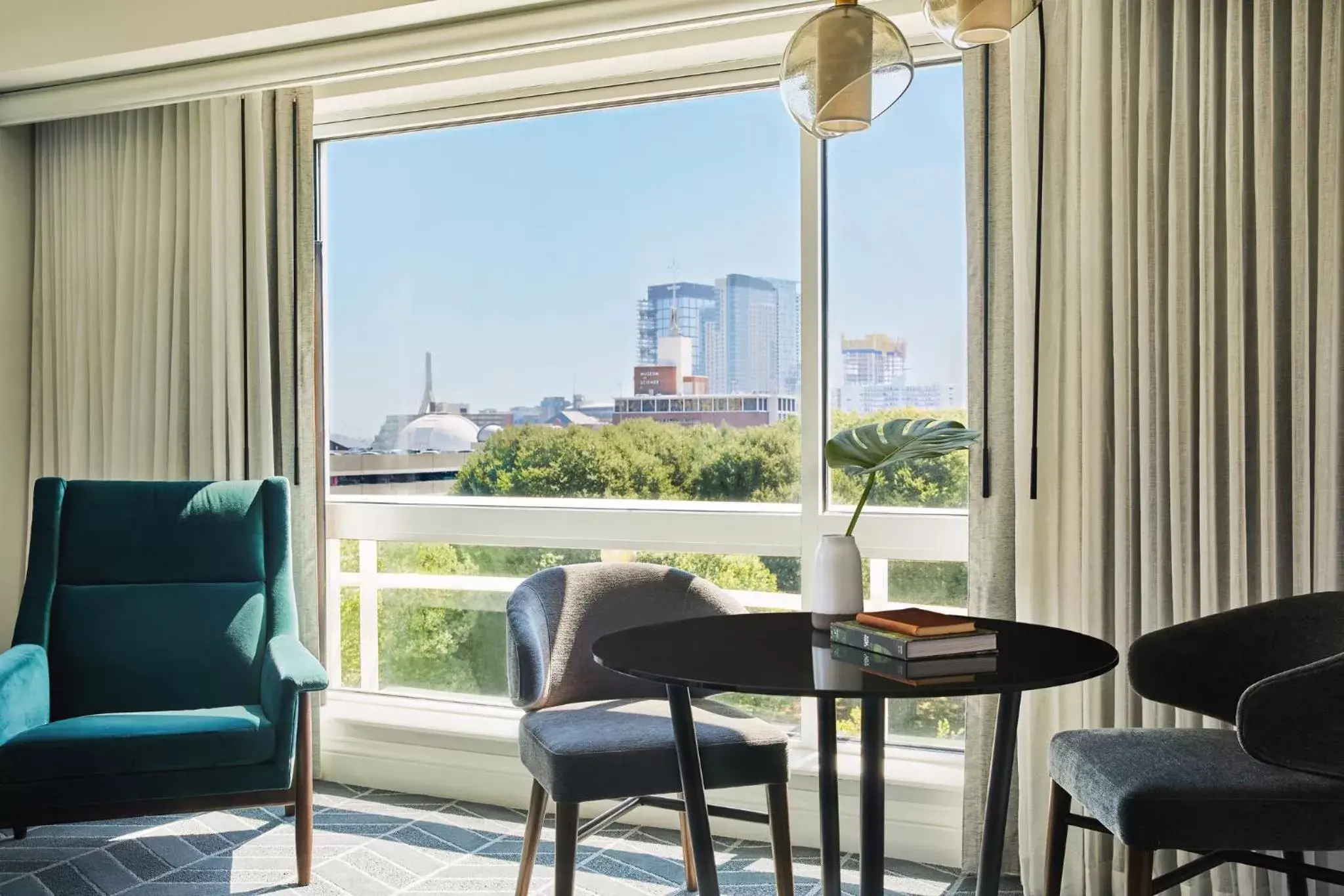 Photo of the whole room, Seating Area in Kimpton Marlowe, an IHG Hotel