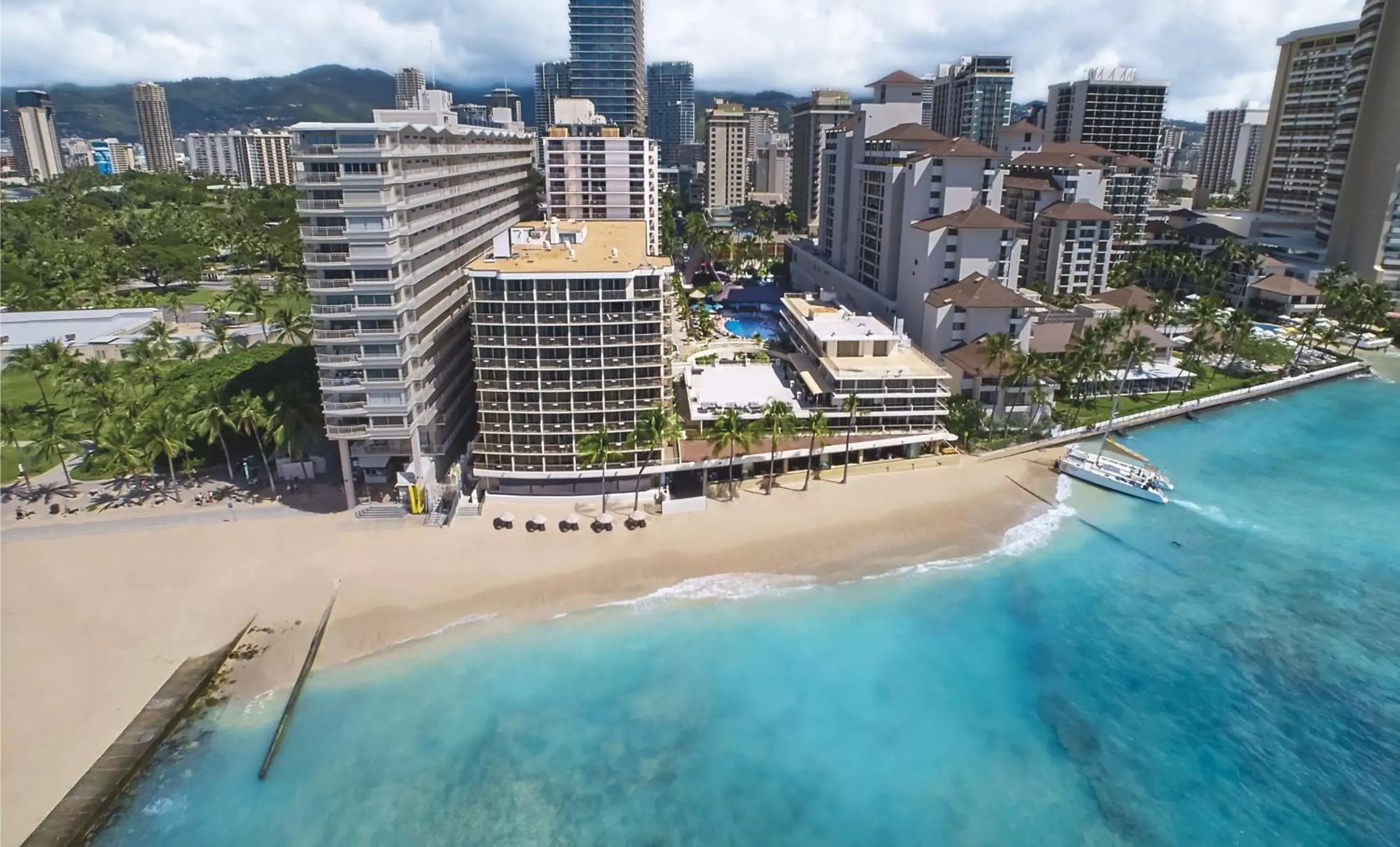 Property building, Bird's-eye View in OUTRIGGER Reef Waikiki Beach Resort