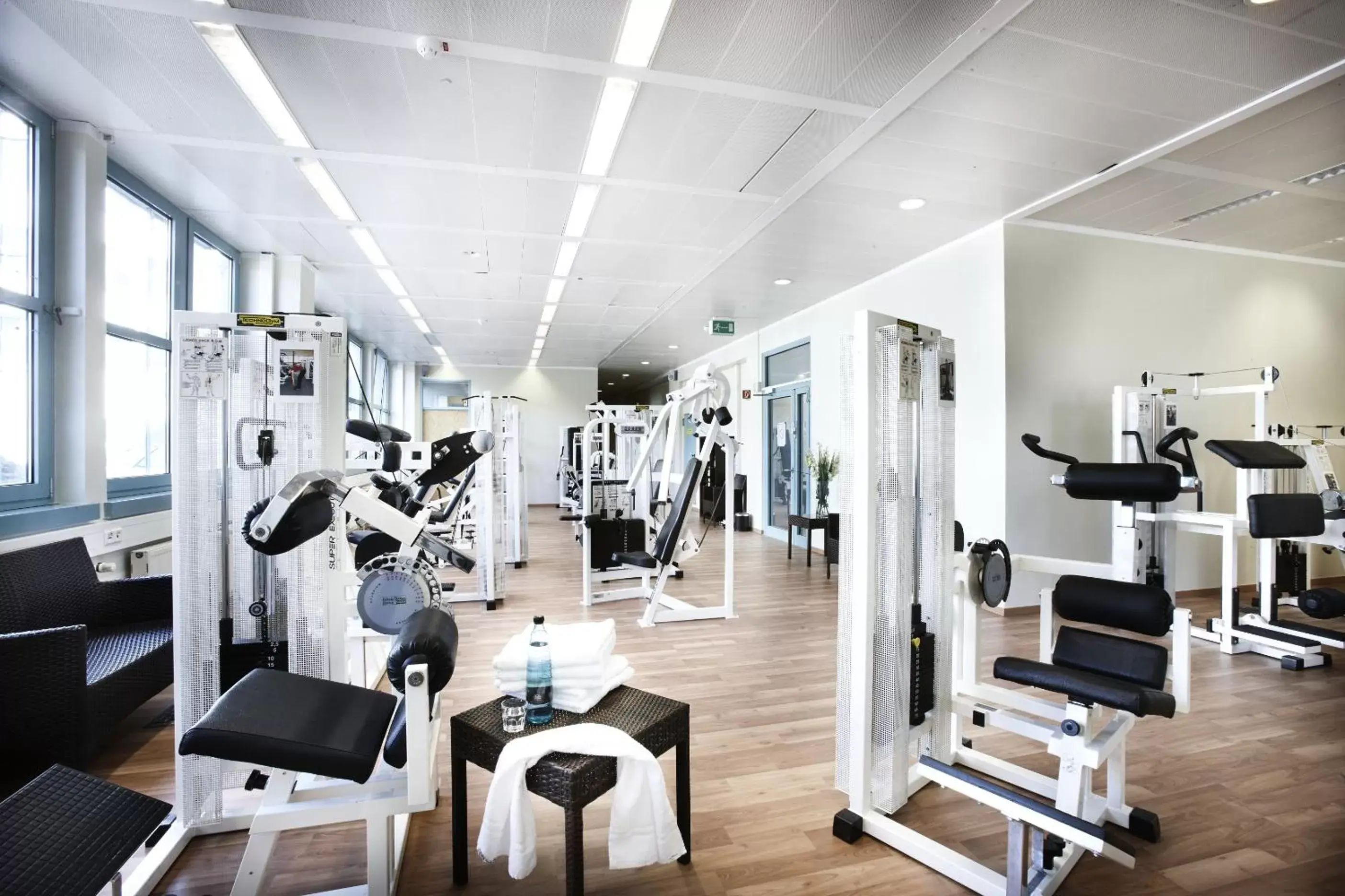 Fitness centre/facilities in Hotel Kiel by Golden Tulip Fitness centre/facilities in Hotel Kiel by Golden Tulip