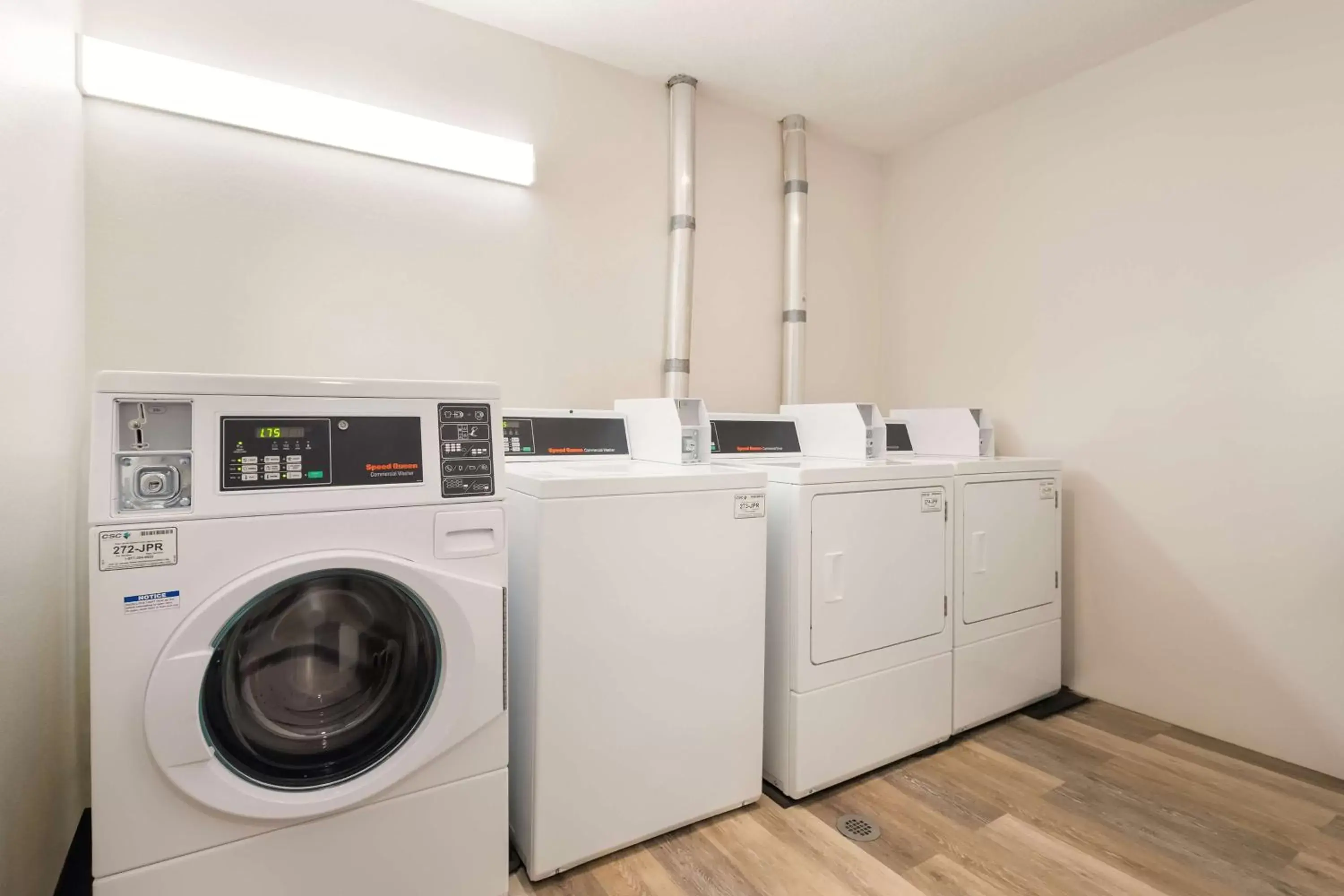 Property building in SureStay Hotel by Best Western Thomson Property building in SureStay Hotel by Best Western Thomson