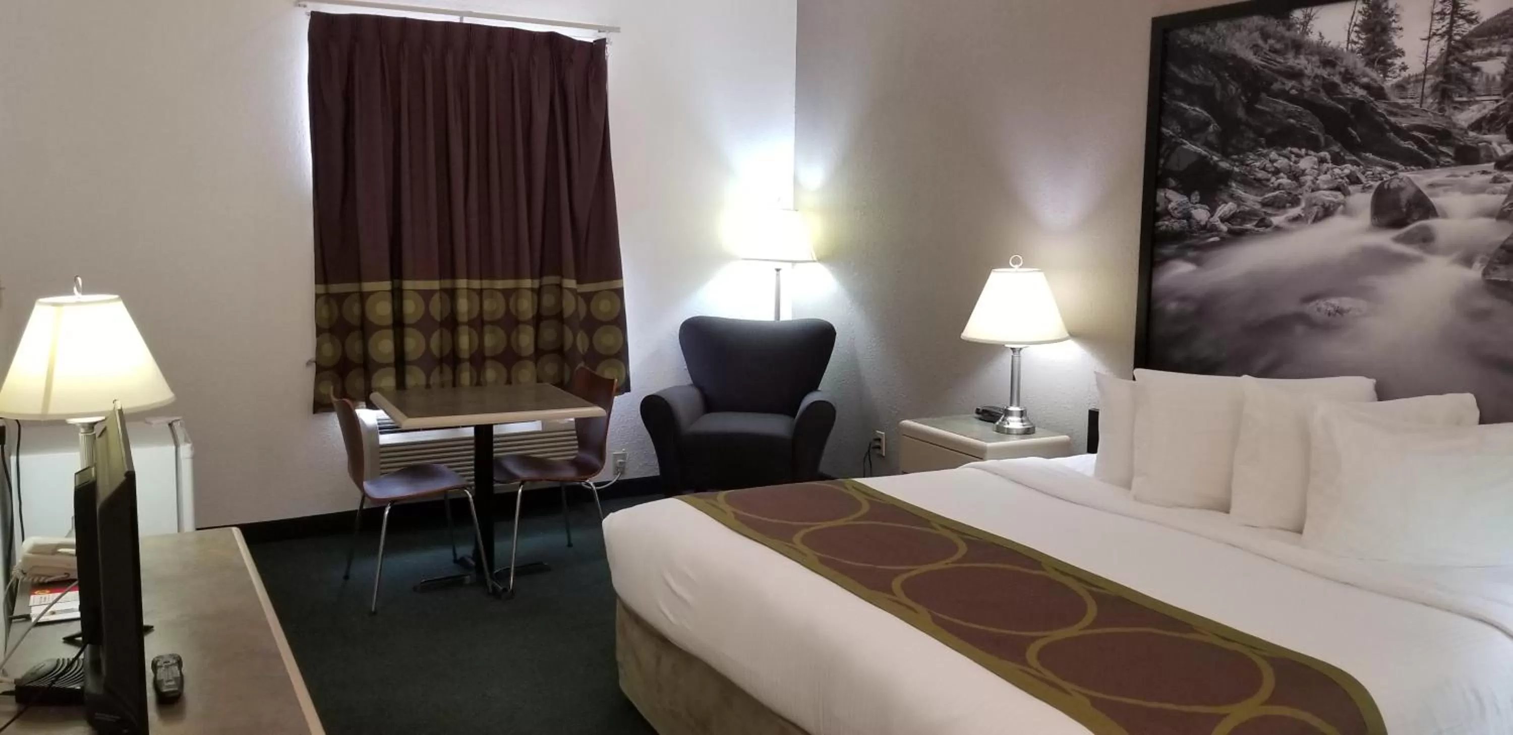 Bed in Super 8 by Wyndham Pincher Creek AB