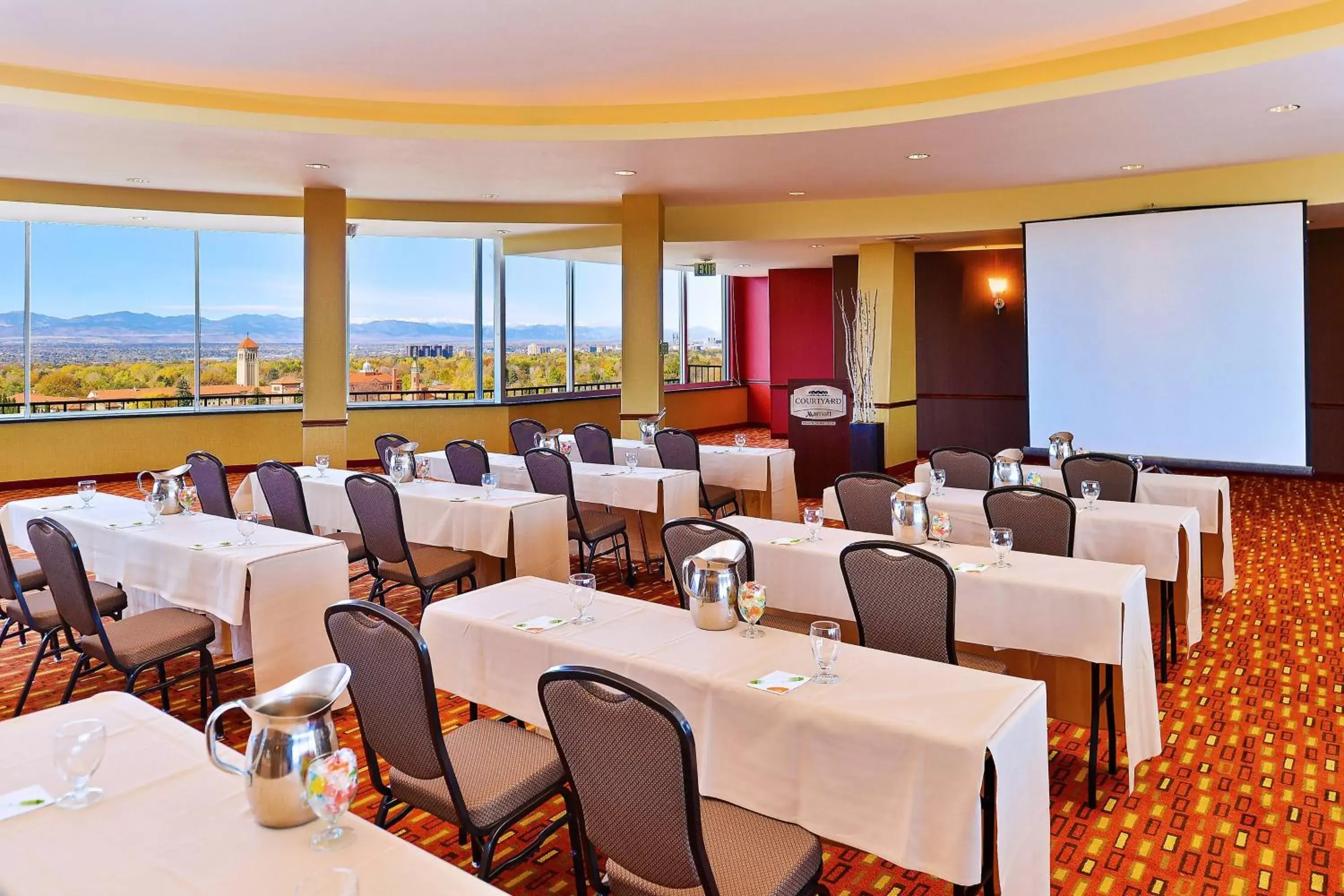Meeting/conference room in Courtyard by Marriott Denver Cherry Creek