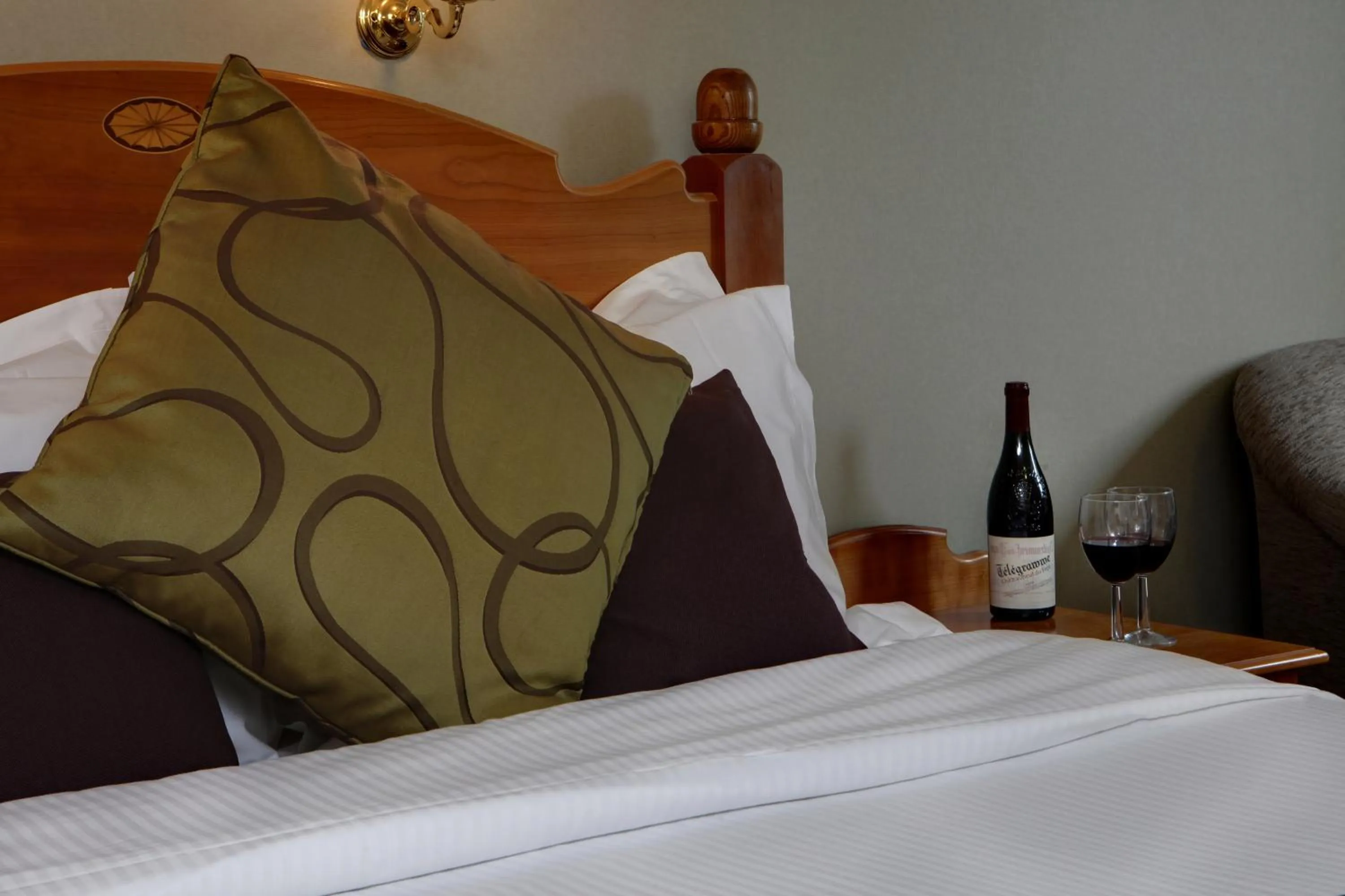 Bed in Garstang Country Hotel & Golf, Sure Hotel Collection