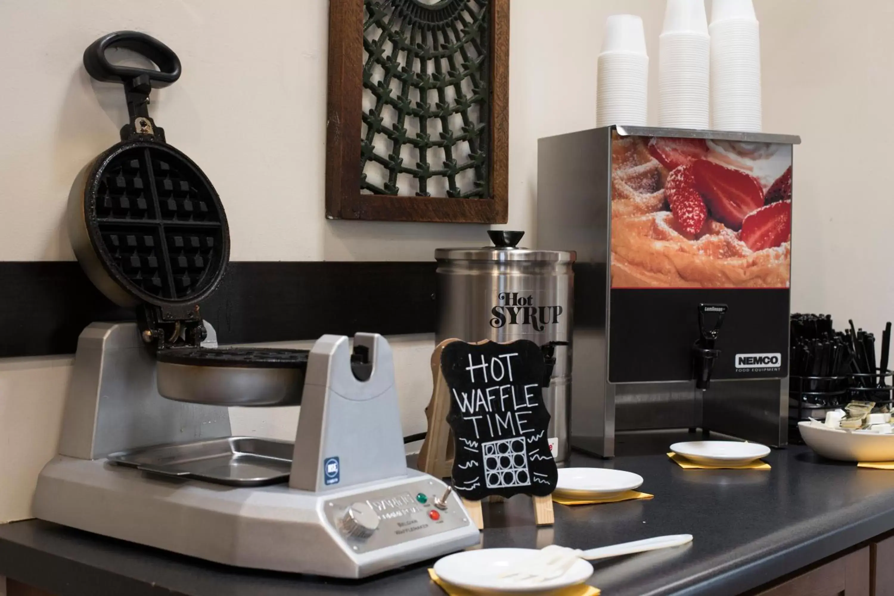 Buffet breakfast, Kitchen/Kitchenette in The Sage Hotel