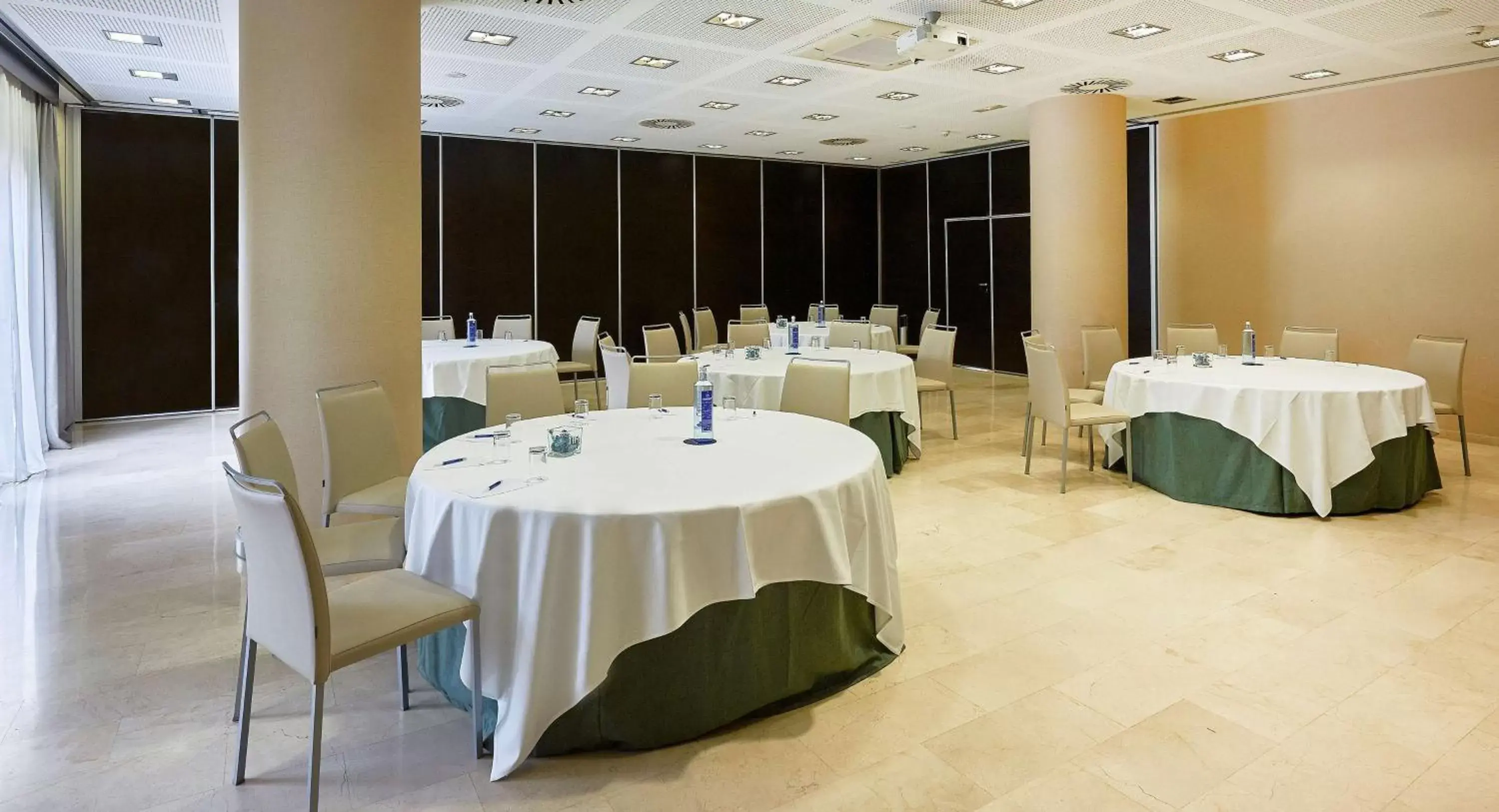 Meeting/conference room in NH Alicante