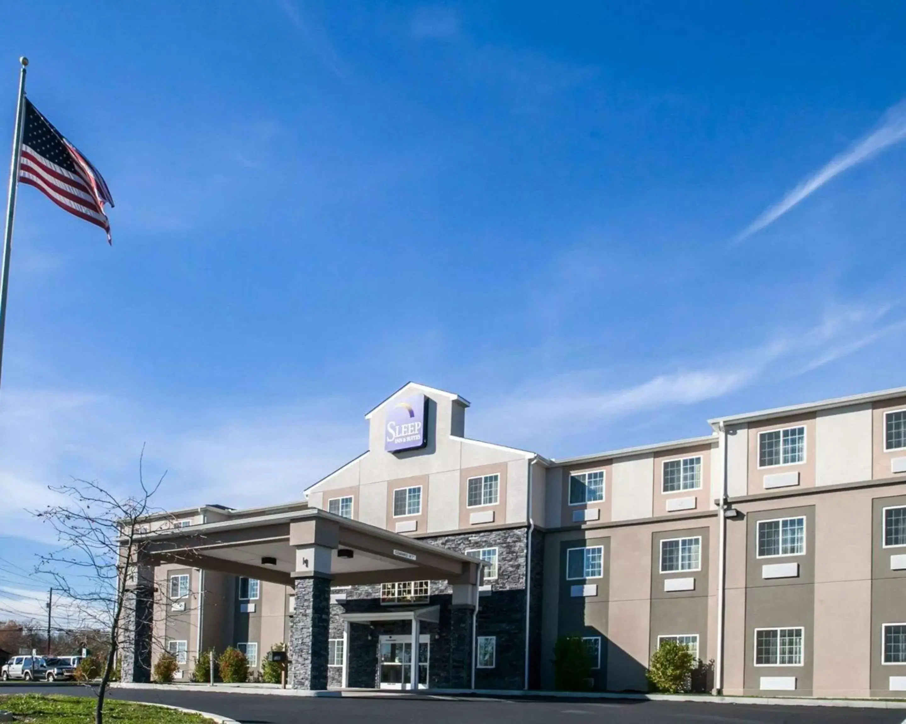 Property building in Sleep Inn & Suites Harrisburg – Hershey North