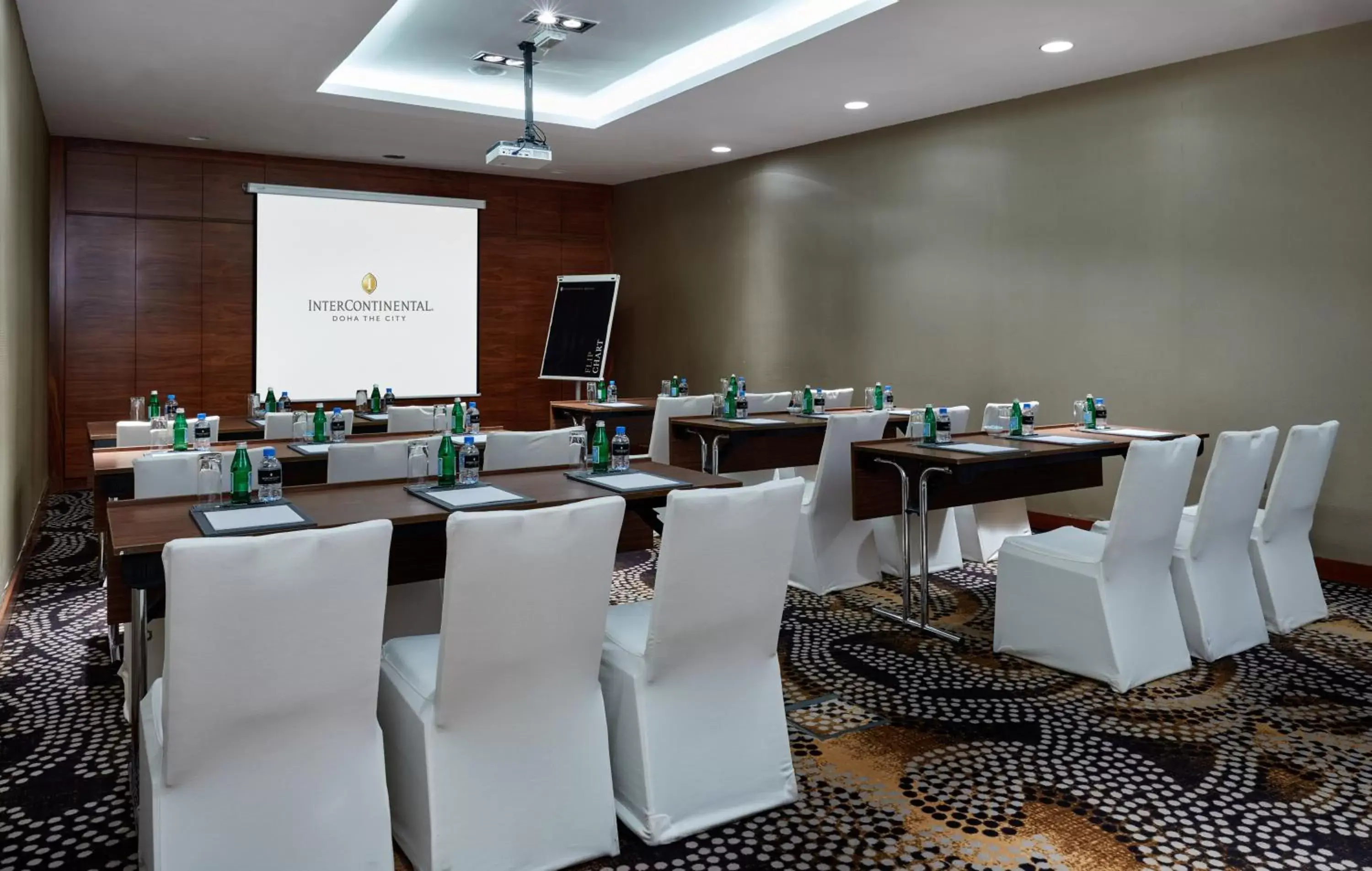 Meeting/conference room in InterContinental Doha The City, an IHG Hotel