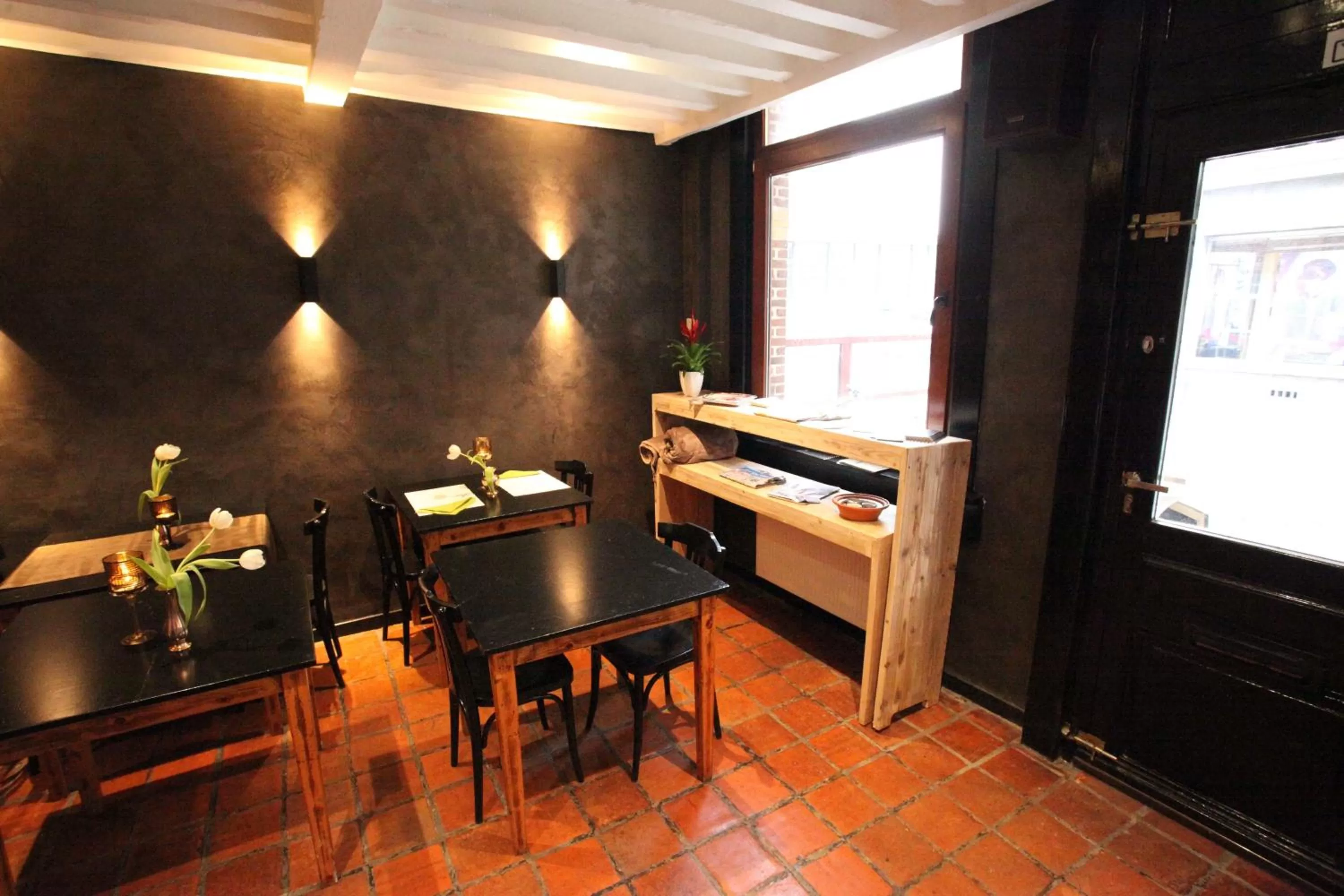 Food and drinks in B&B Sablon Antwerp