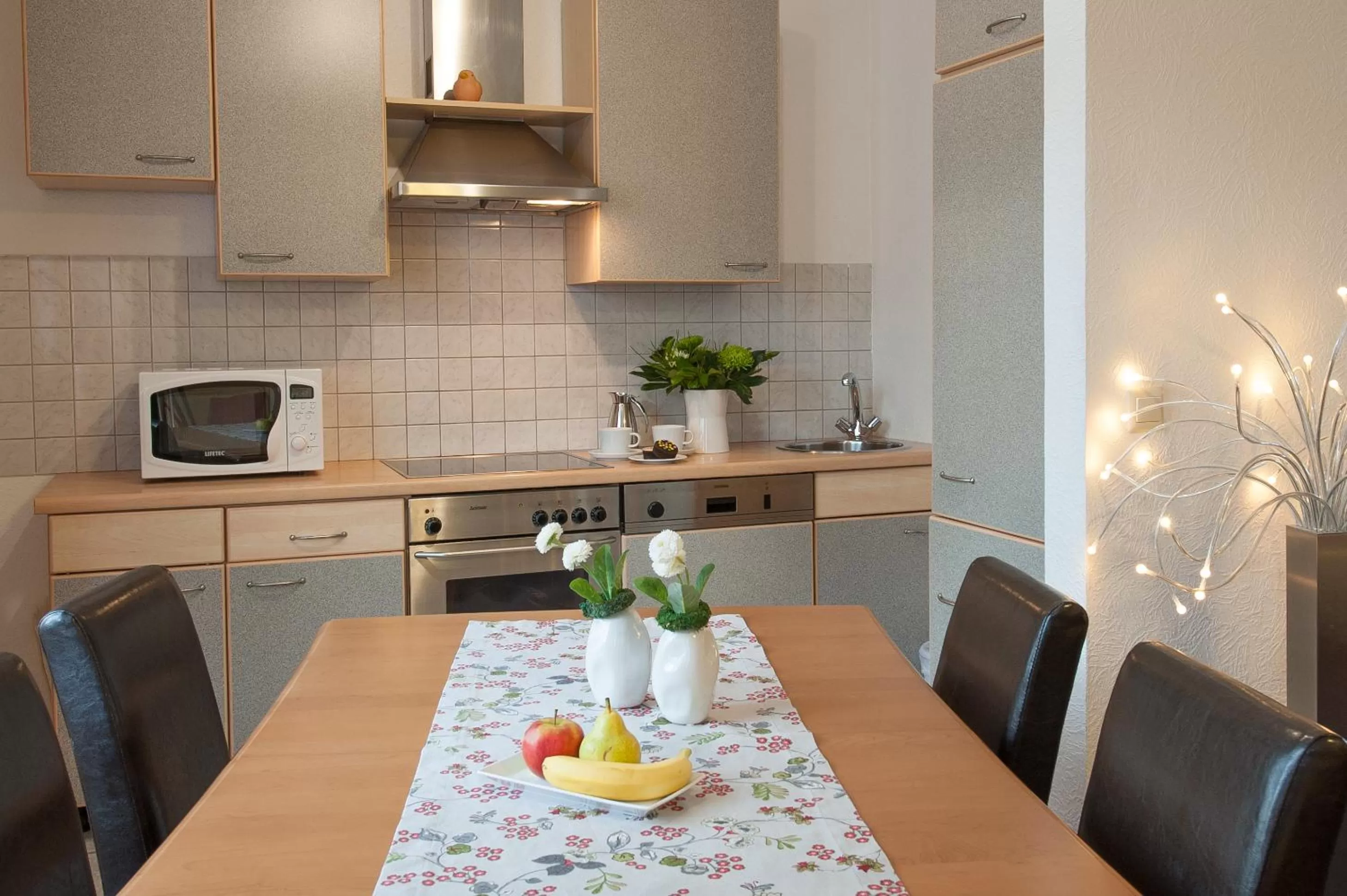 Kitchen or kitchenette in Hotel König