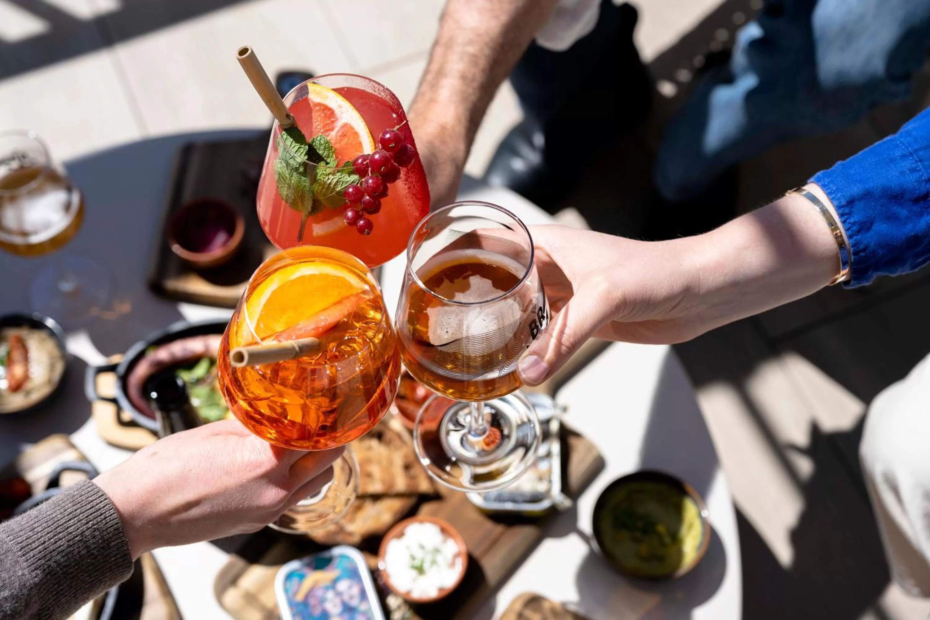 Restaurant/places to eat in OKKO Hotels Toulon Centre