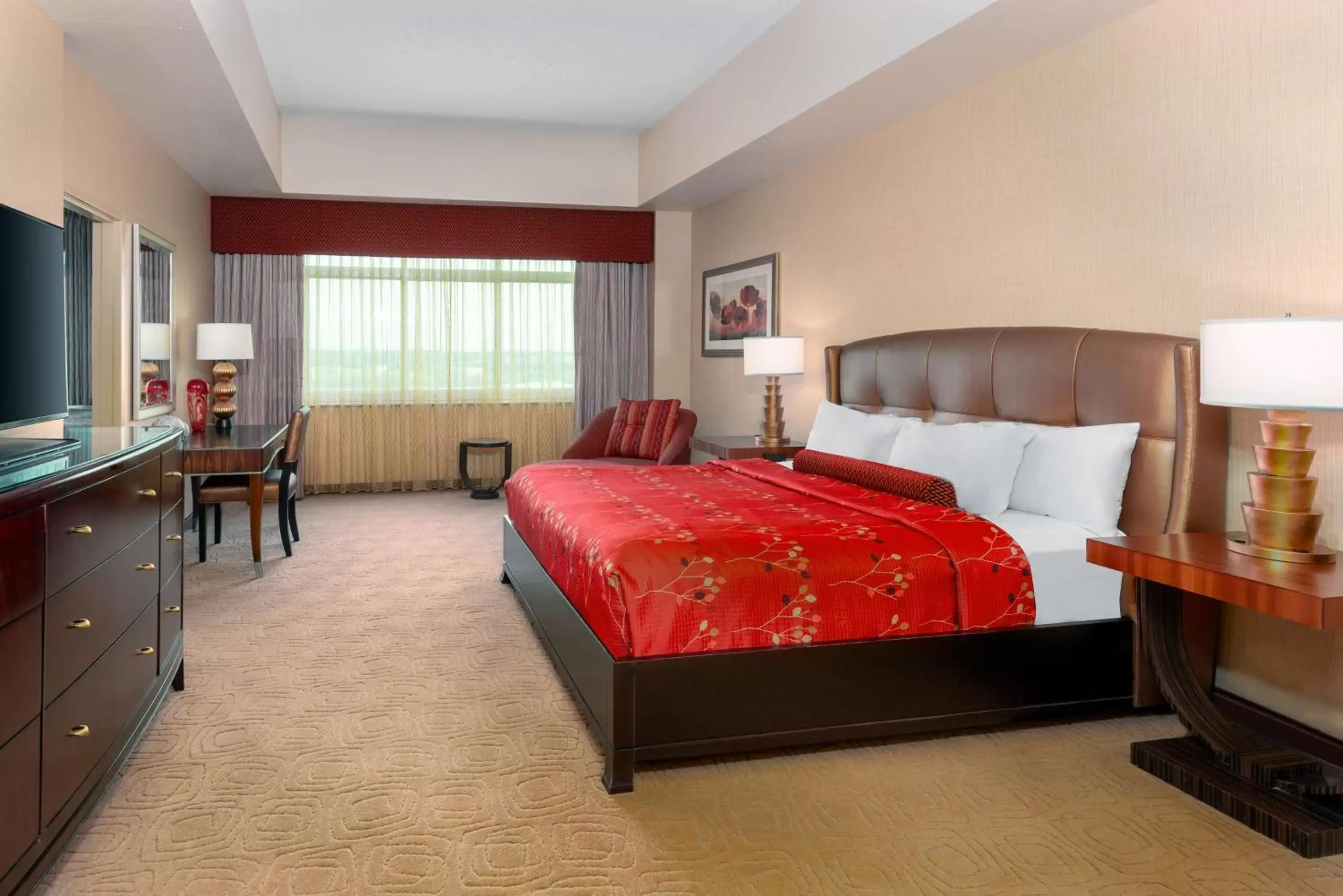 Bed in Embassy Suites Omaha- La Vista/ Hotel & Conference Center