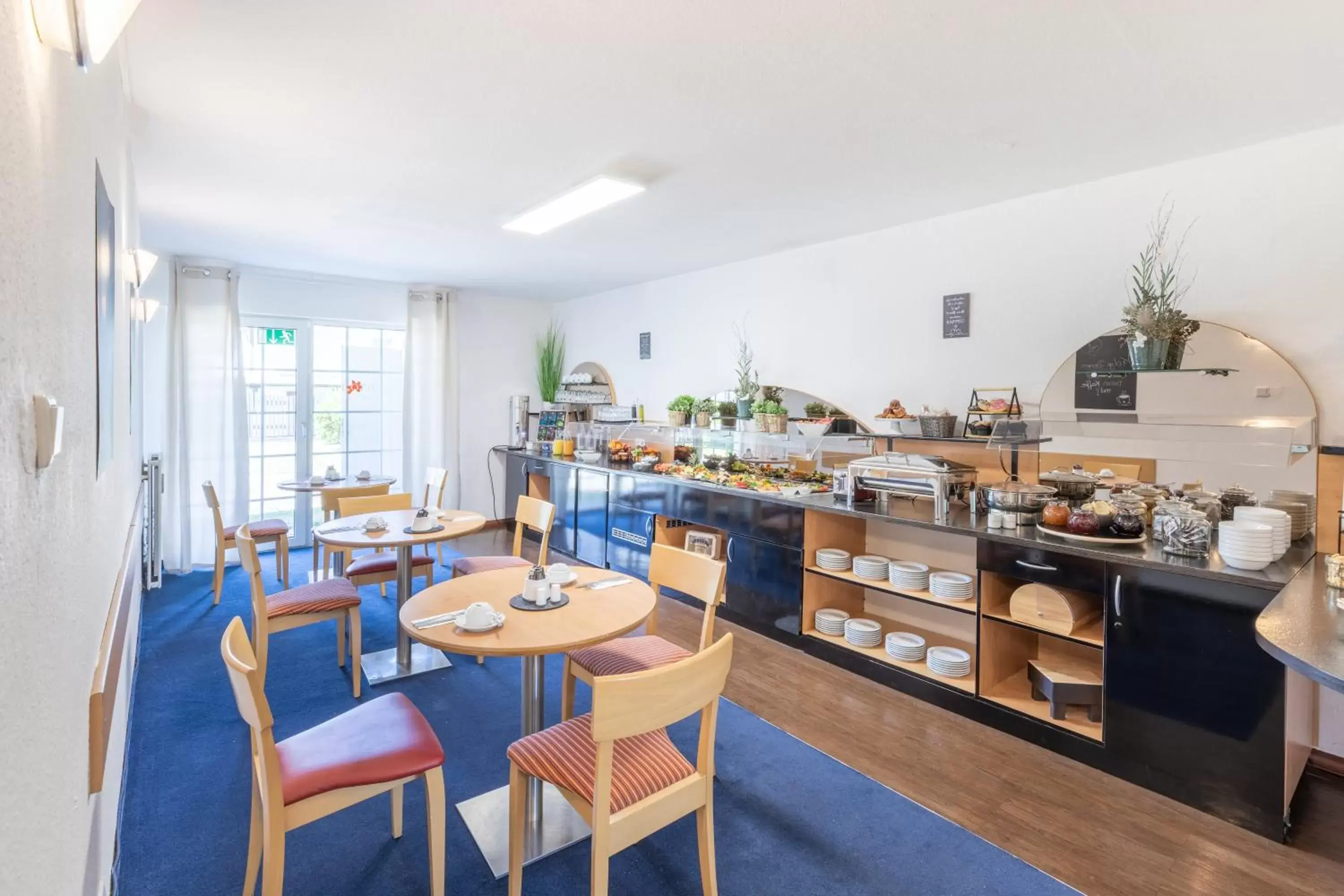 Restaurant/places to eat in acora Düsseldorf Living the City - Apartments Restaurant/places to eat in acora Düsseldorf Living the City - Apartments