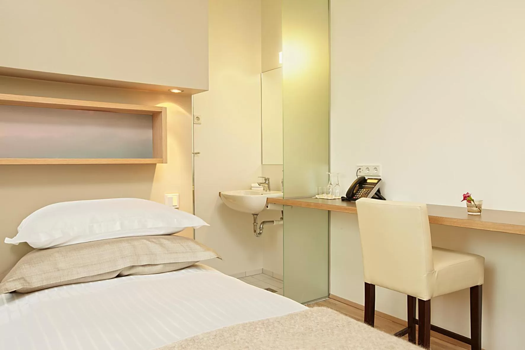 Bathroom, Bed in Akureyri - Berjaya Iceland Hotels