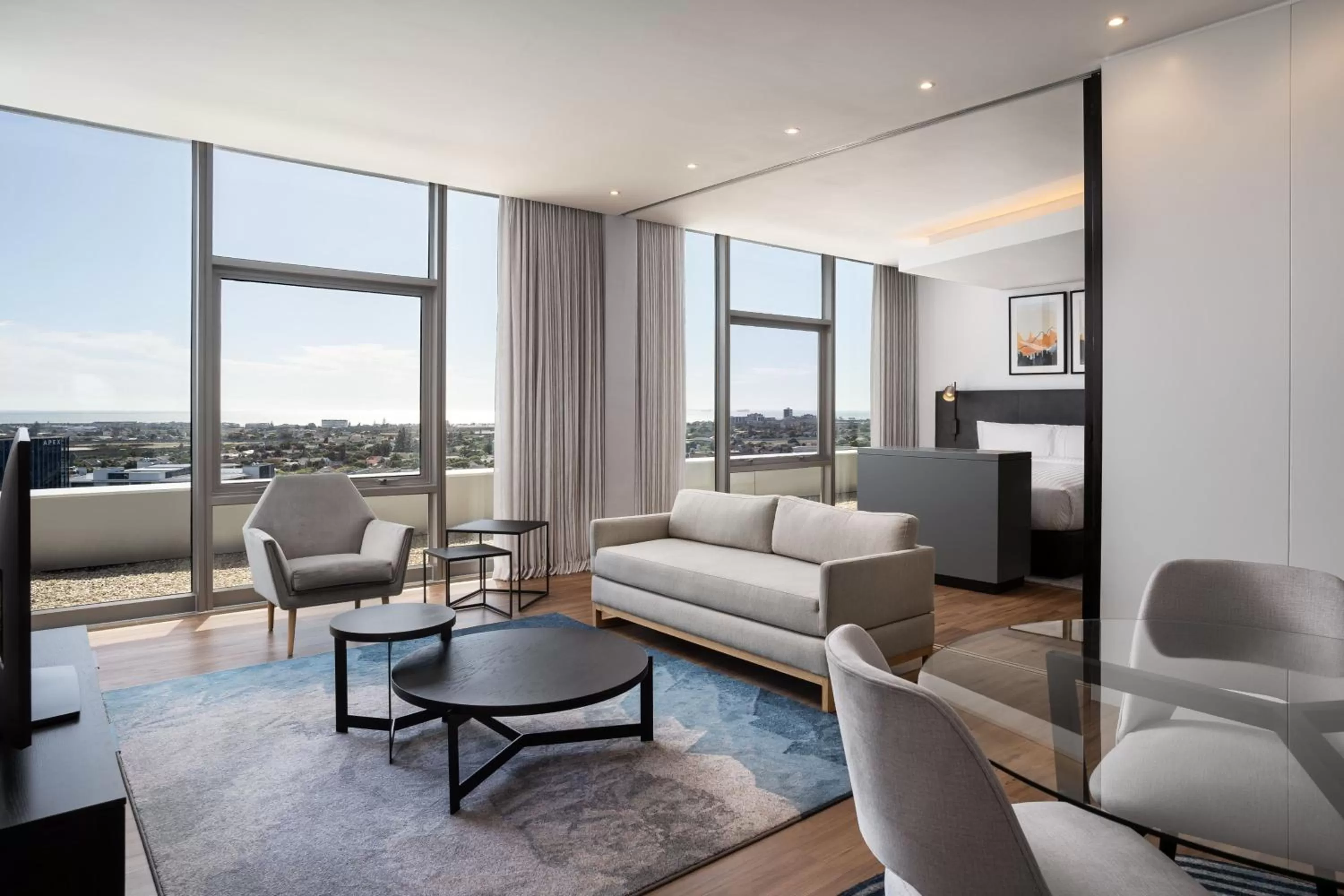 Bedroom in Cape Town Marriott Hotel Crystal Towers