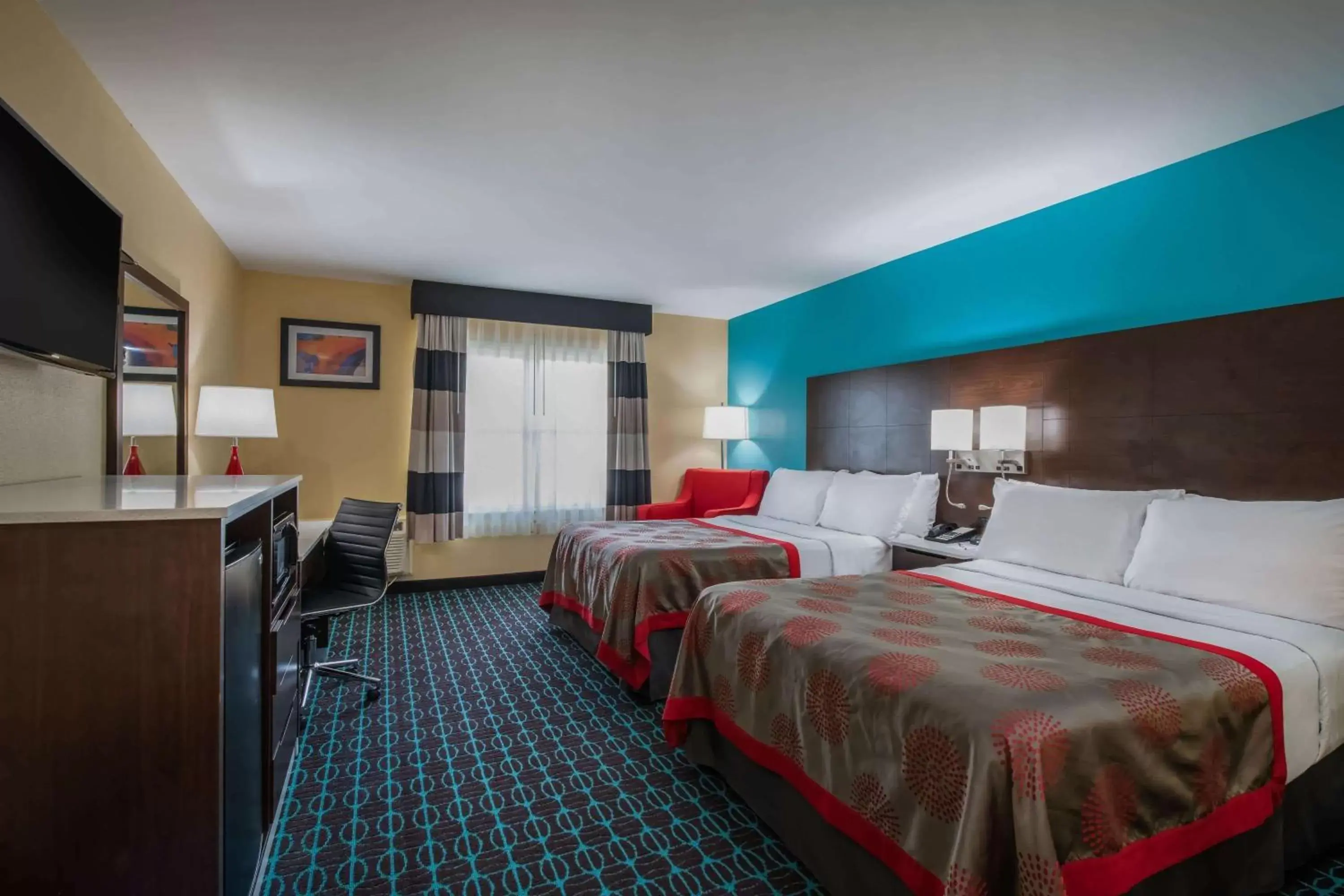 Photo of the whole room, Bed in Ramada by Wyndham Groton Mystic Photo of the whole room, Bed in Ramada by Wyndham Groton Mystic