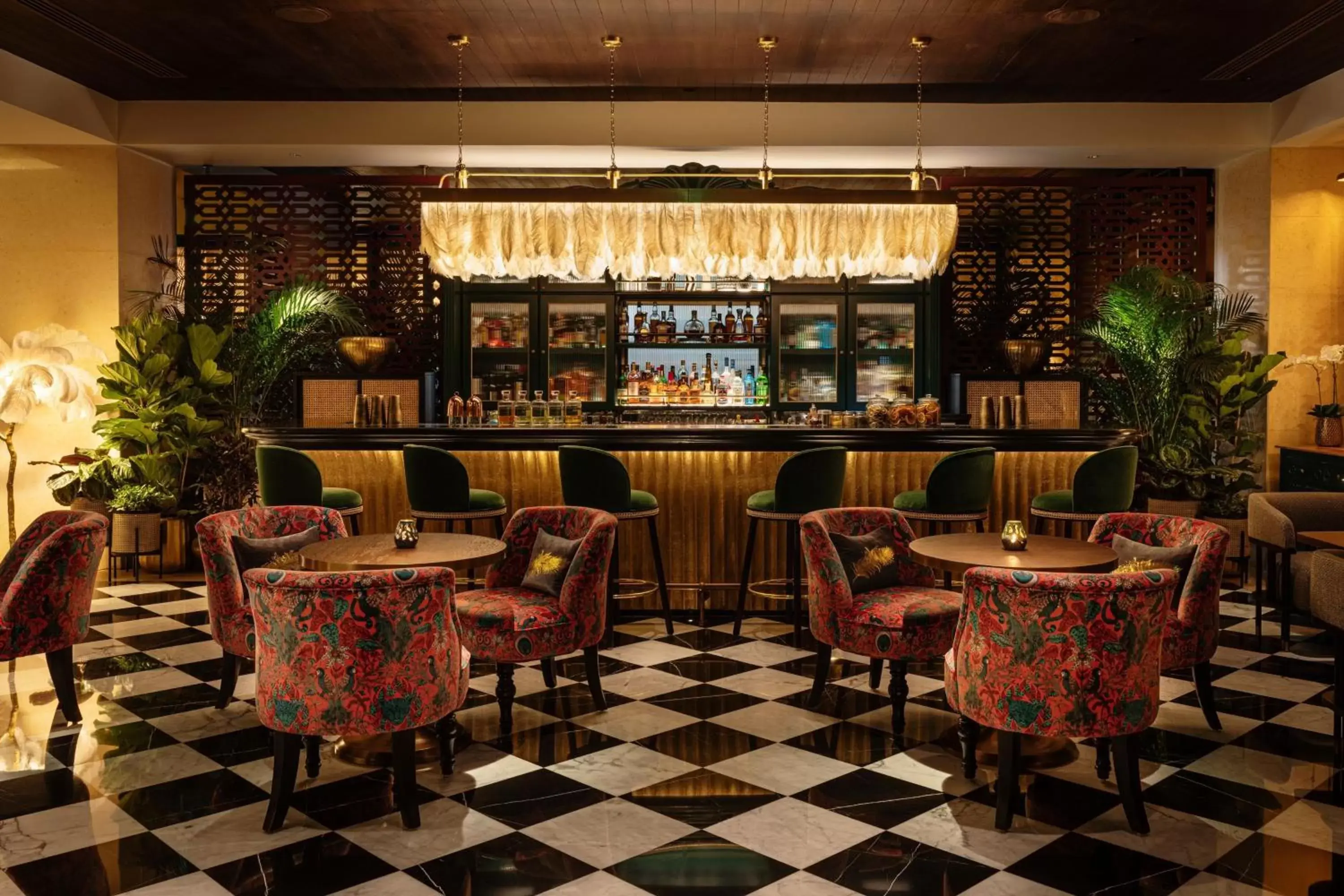 Lounge or bar, Lounge/Bar in Grosvenor House, a Luxury Collection Hotel, Dubai
