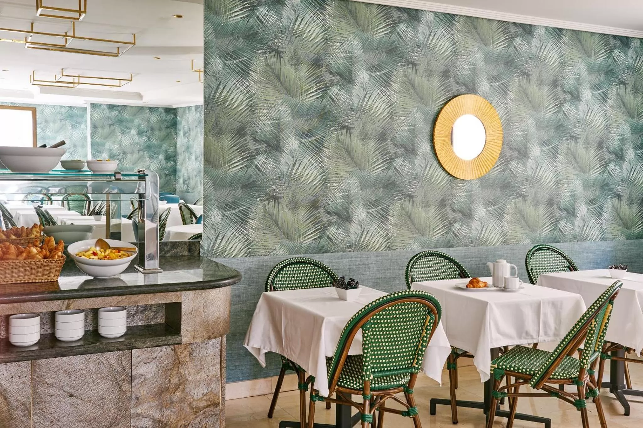 Breakfast in Regente Hotel