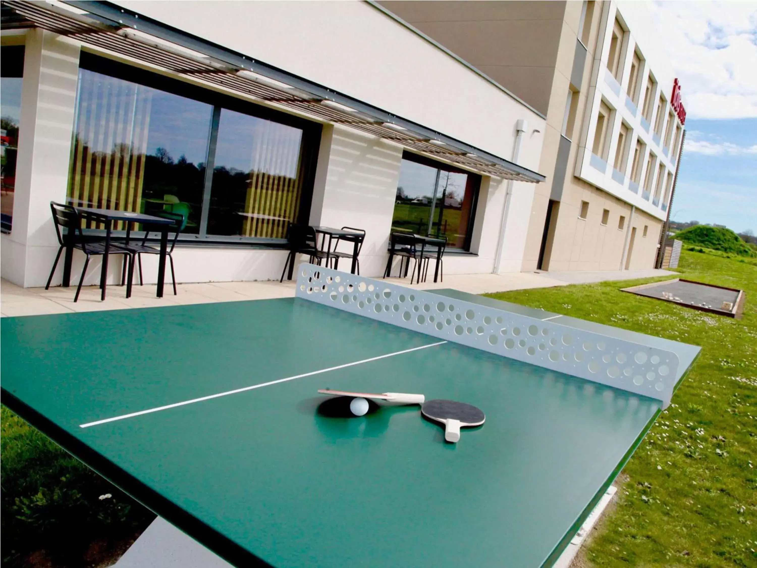 Property building, Table Tennis in ibis Les Herbiers