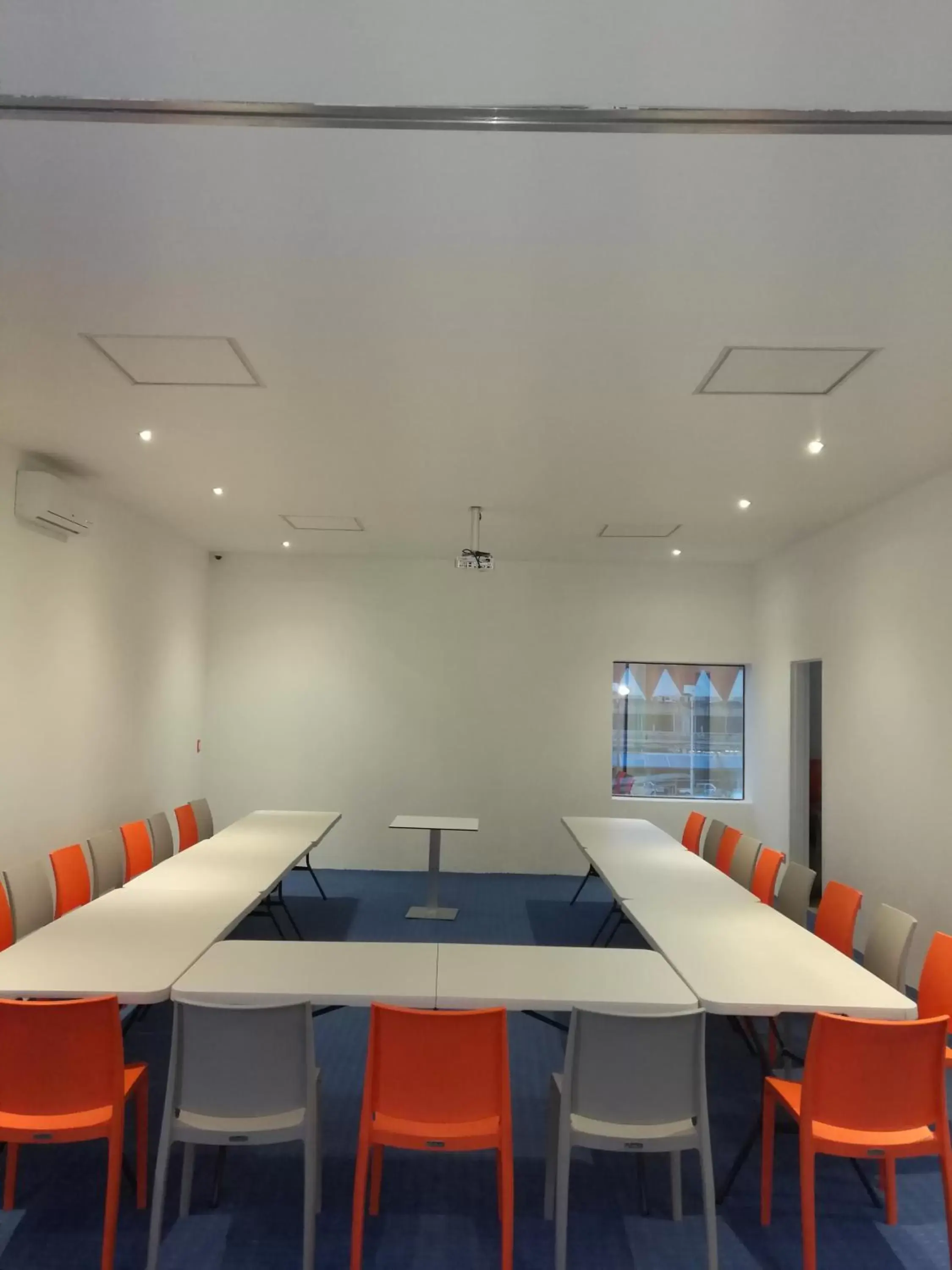 Meeting/conference room, Business Area/Conference Room in Hotel Star Express Puebla