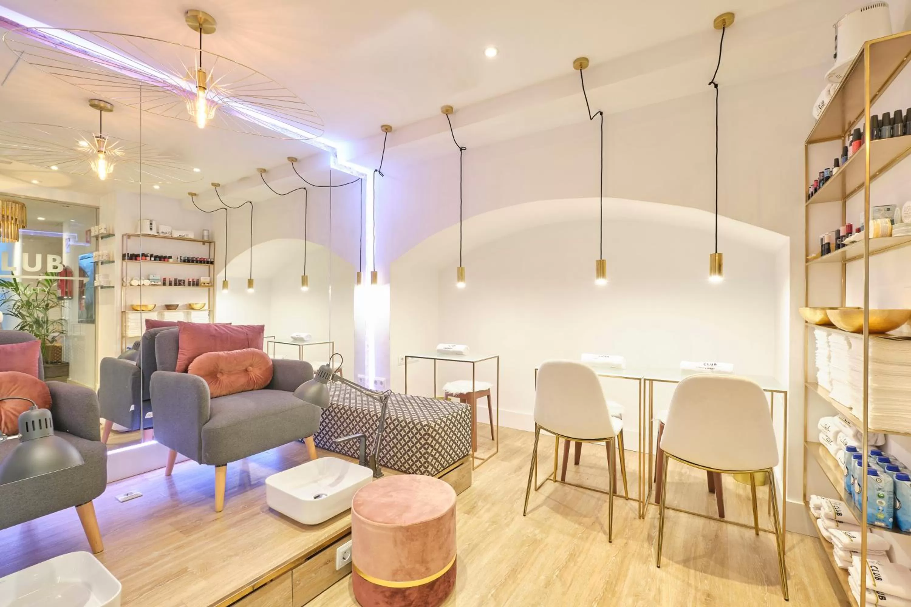 Spa and wellness centre/facilities in ME Madrid Reina Victoria by Meliá