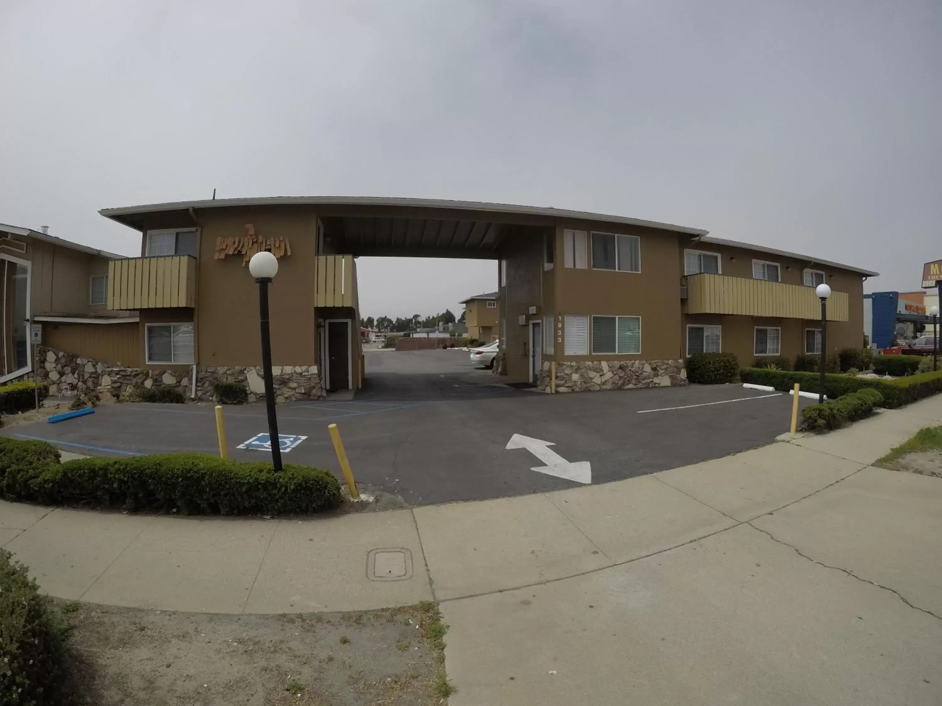 Street view, Property Building in Gateway Lodge