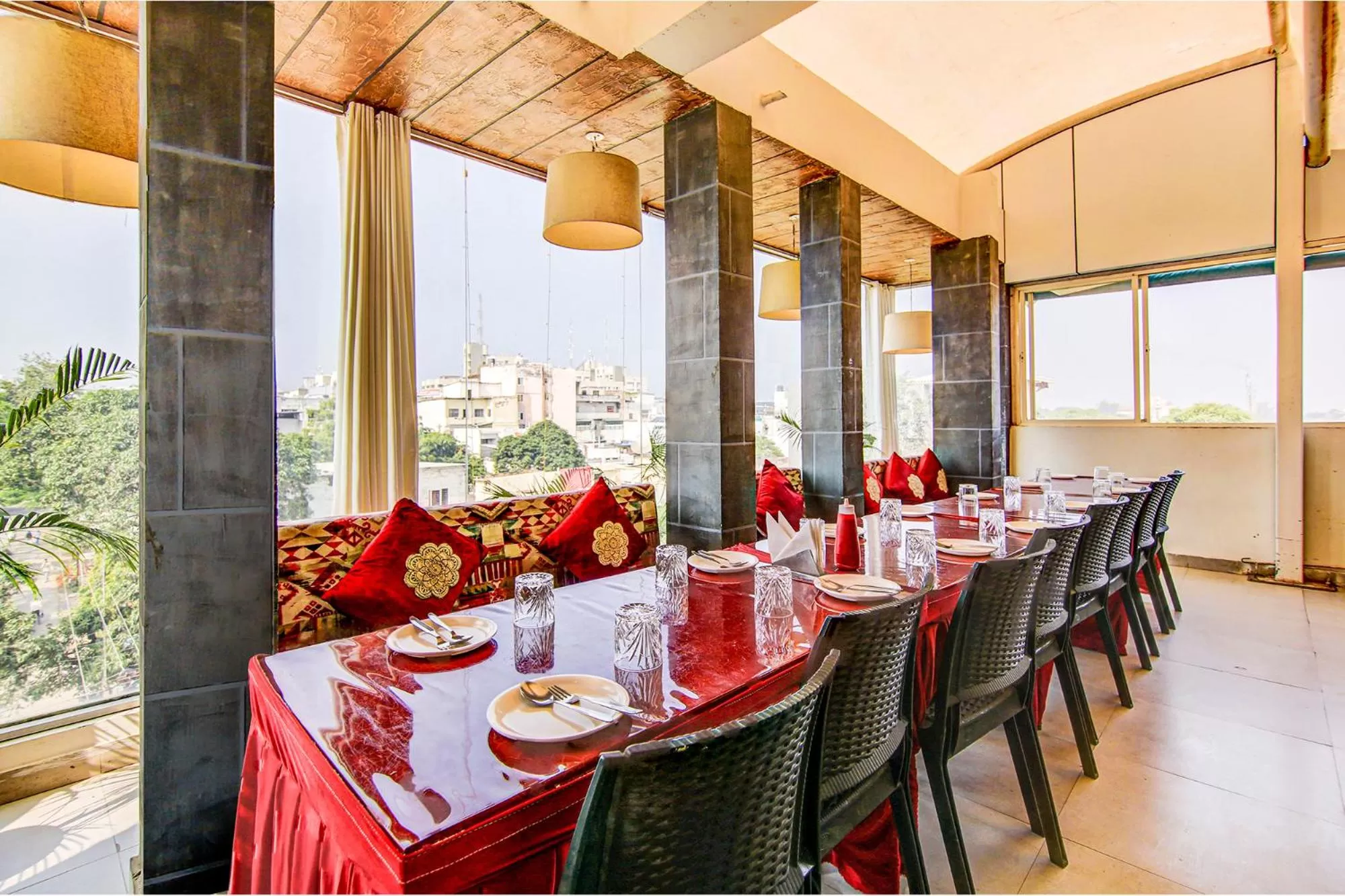 Dining area in FabHotel The Khushi Regent