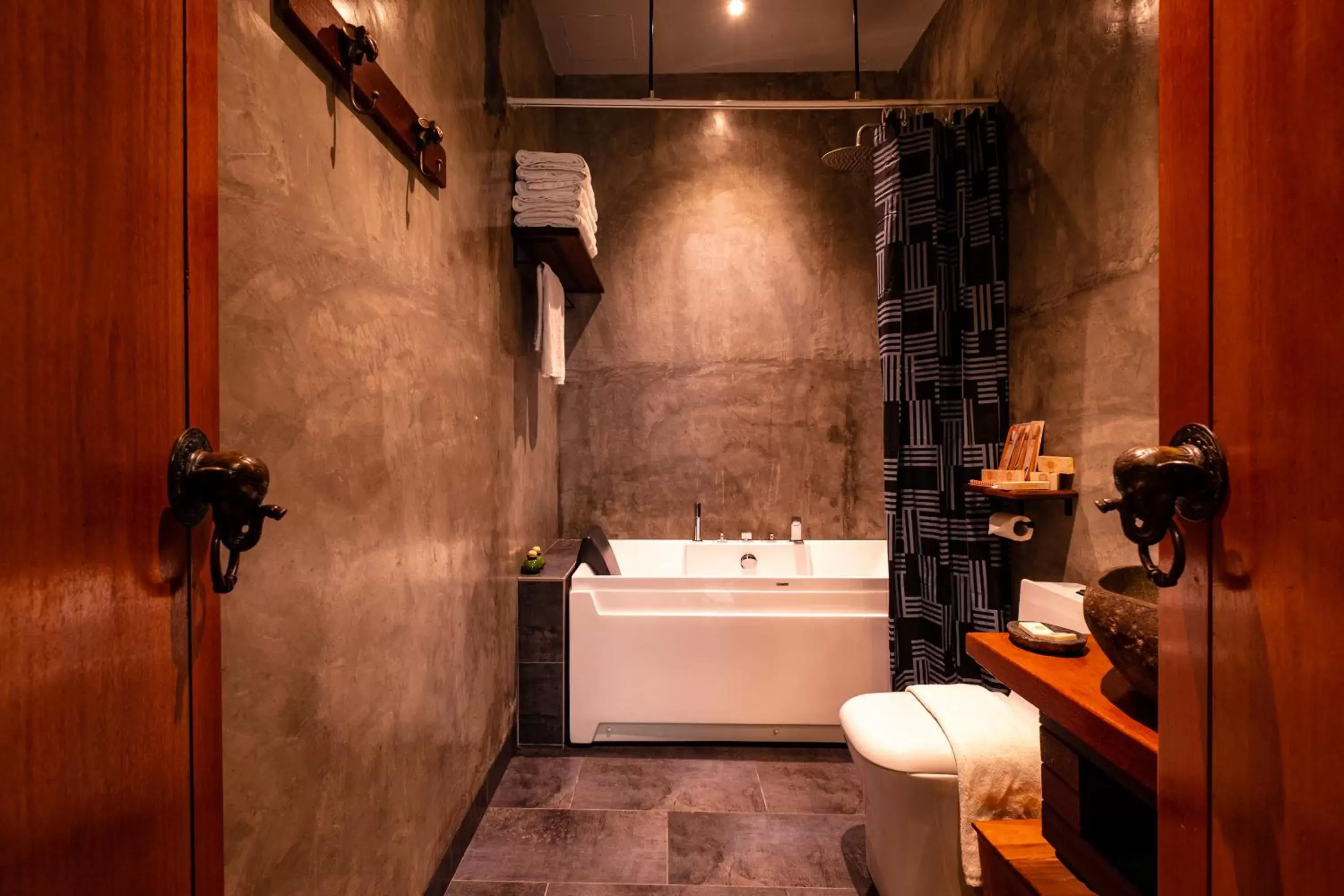 Bathroom in Ipoh Bali Hotel