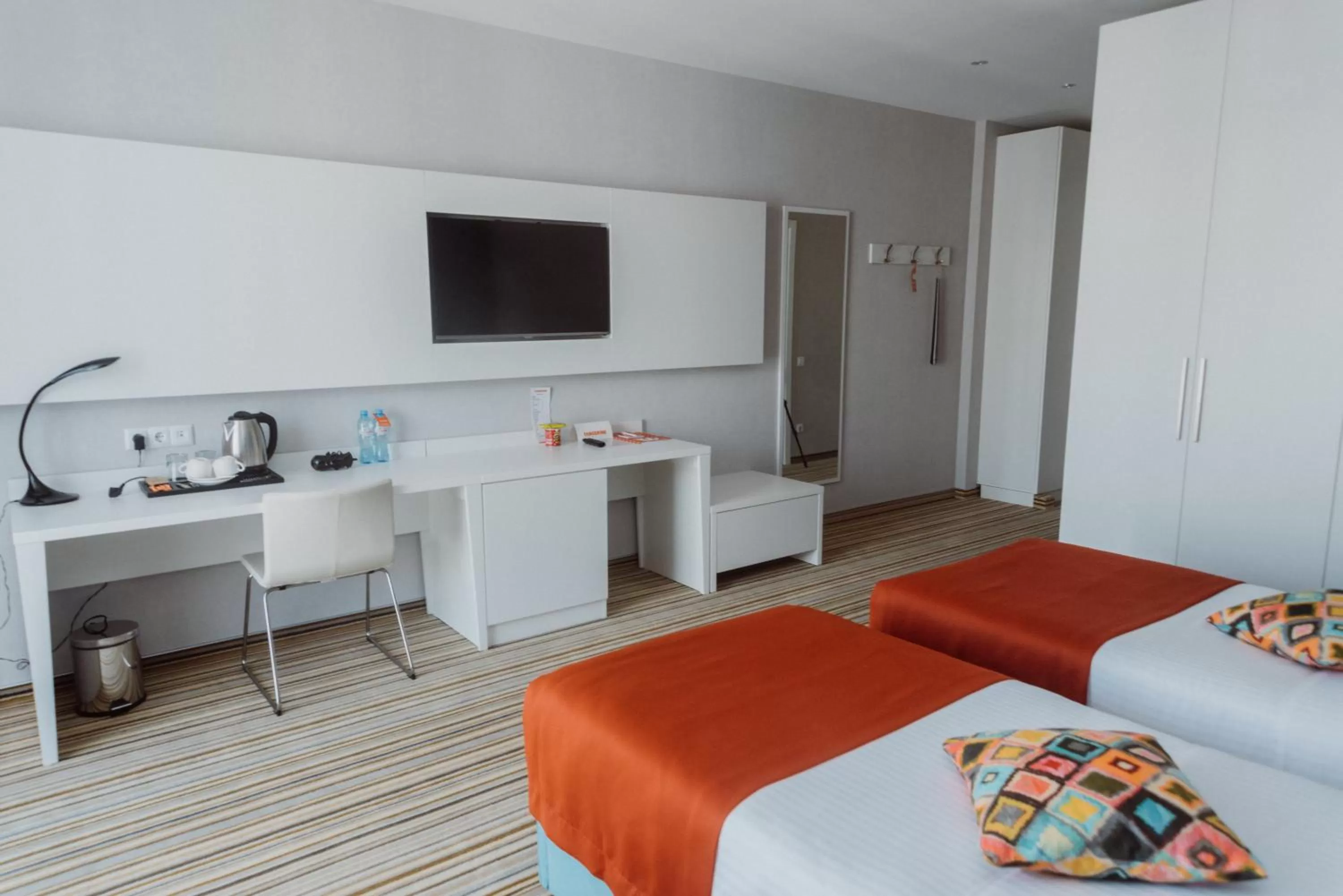 Photo of the whole room, Bed in Aparthotel Tangerine