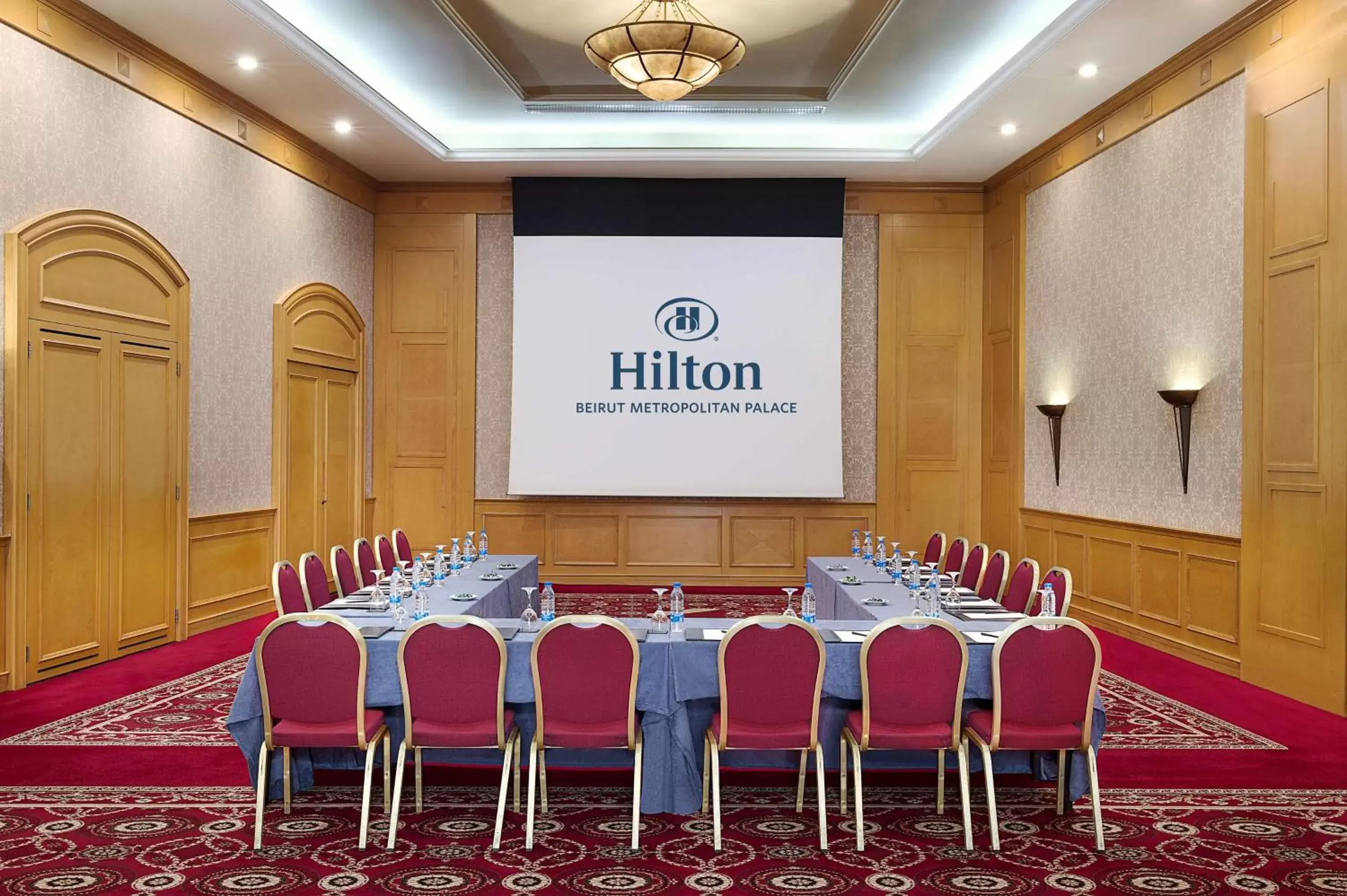 Meeting/conference room in Hilton Beirut Metropolitan Palace Hotel
