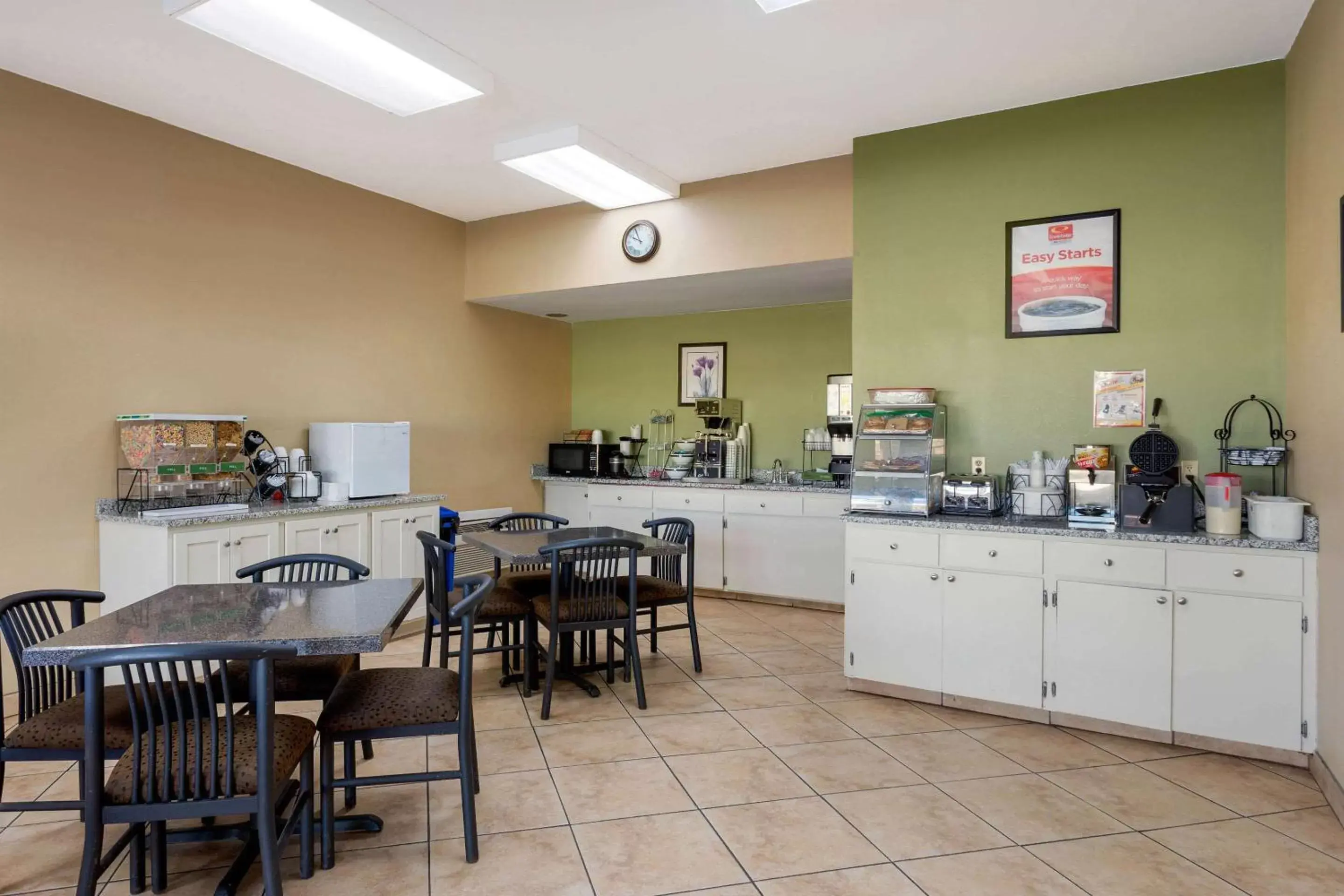 Restaurant/Places to Eat in Econo Lodge Belton